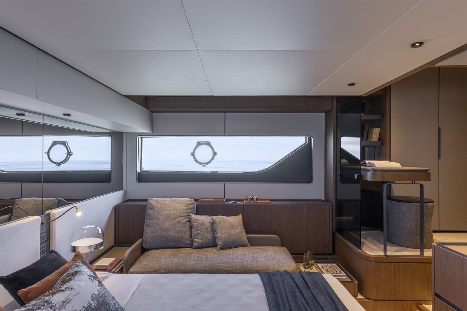 2025 Ferretti Yachts 