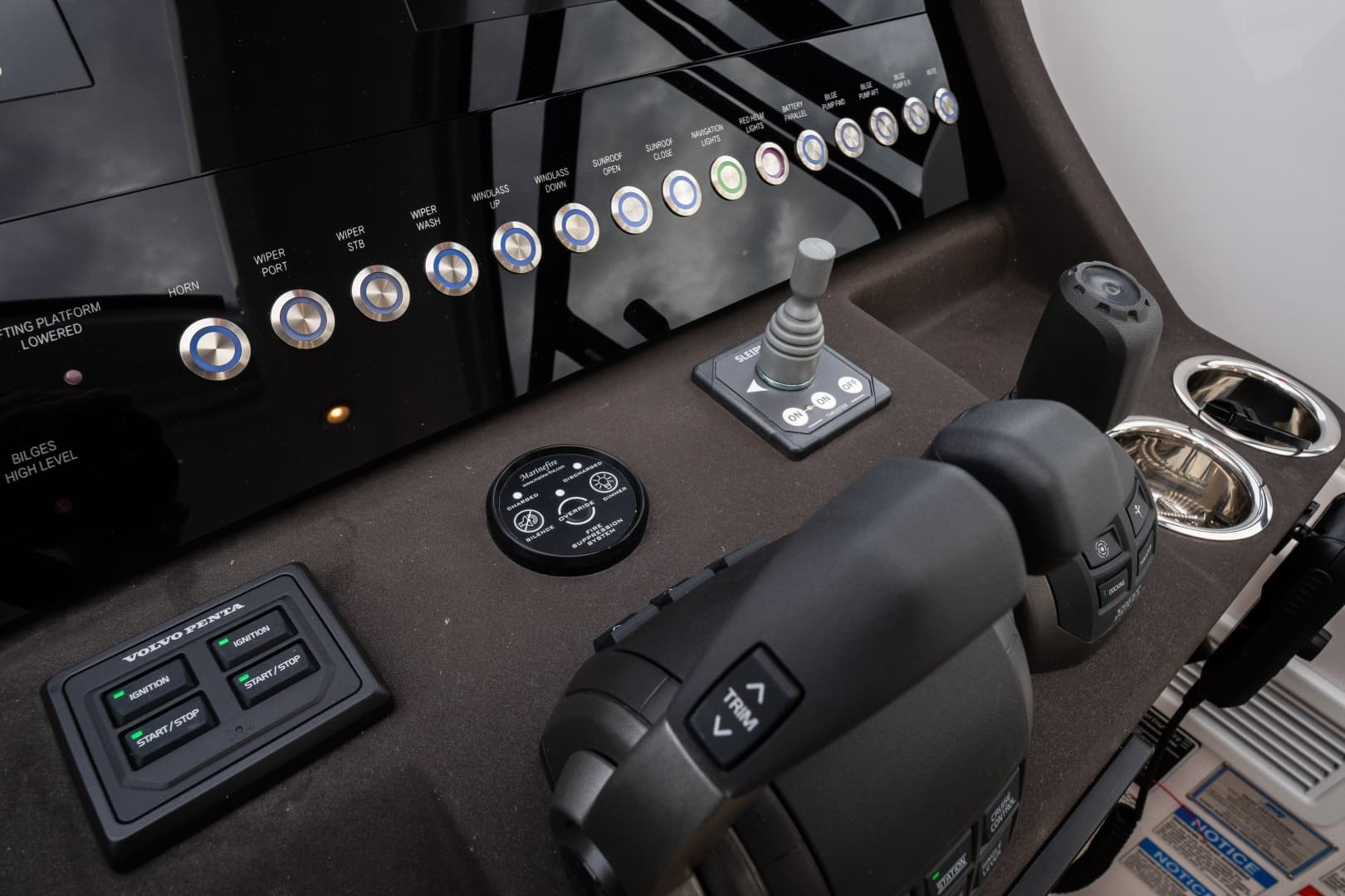 2025 Azimut Atlantis 45