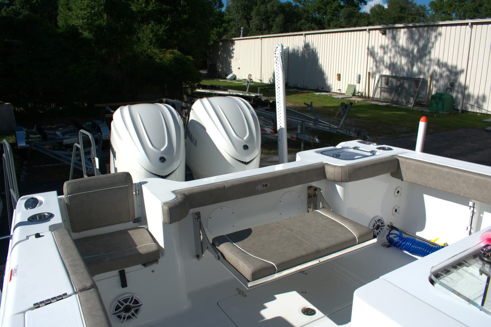 2026 Sea Hunt Gamefish 30CB