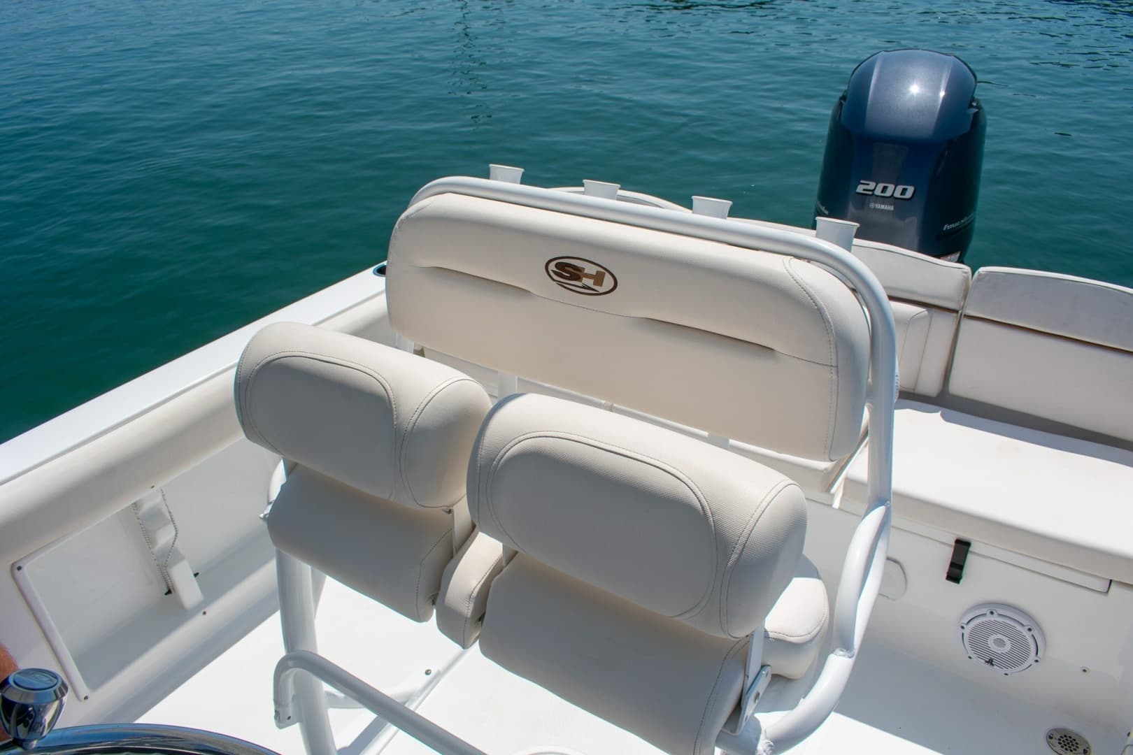 2022 Sea Hunt Ultra 219