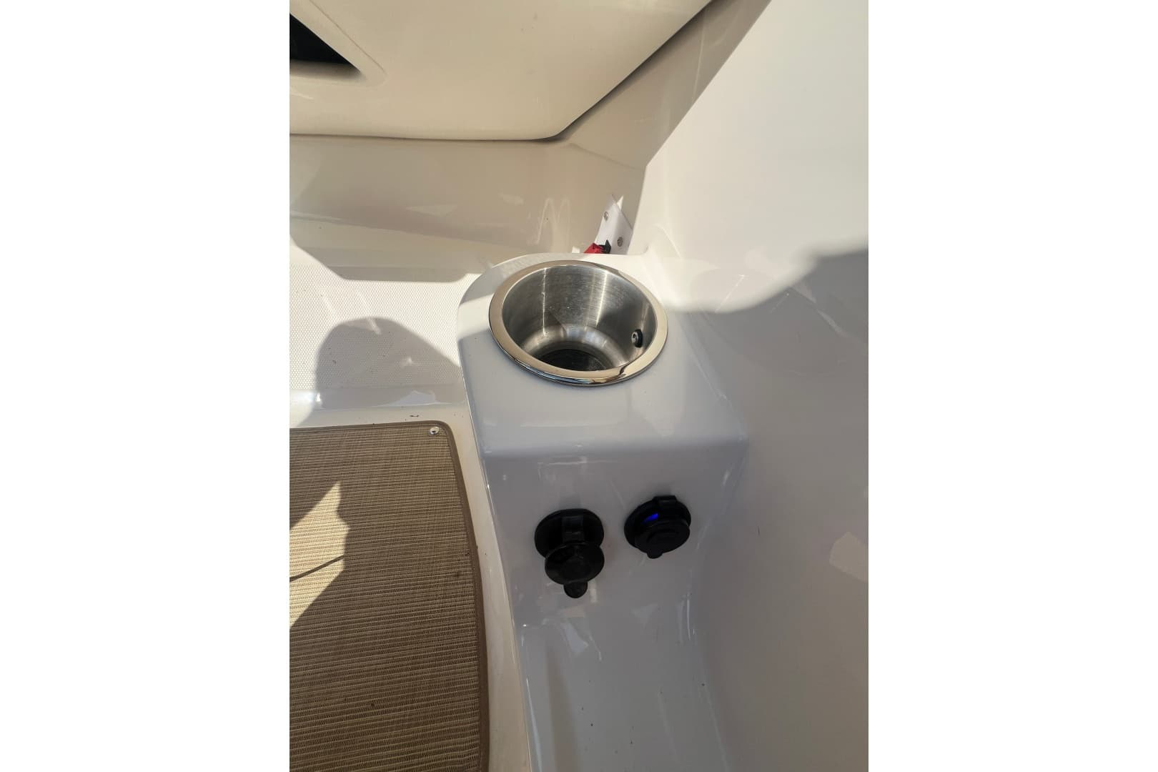 2022 Sea Ray SPX 210