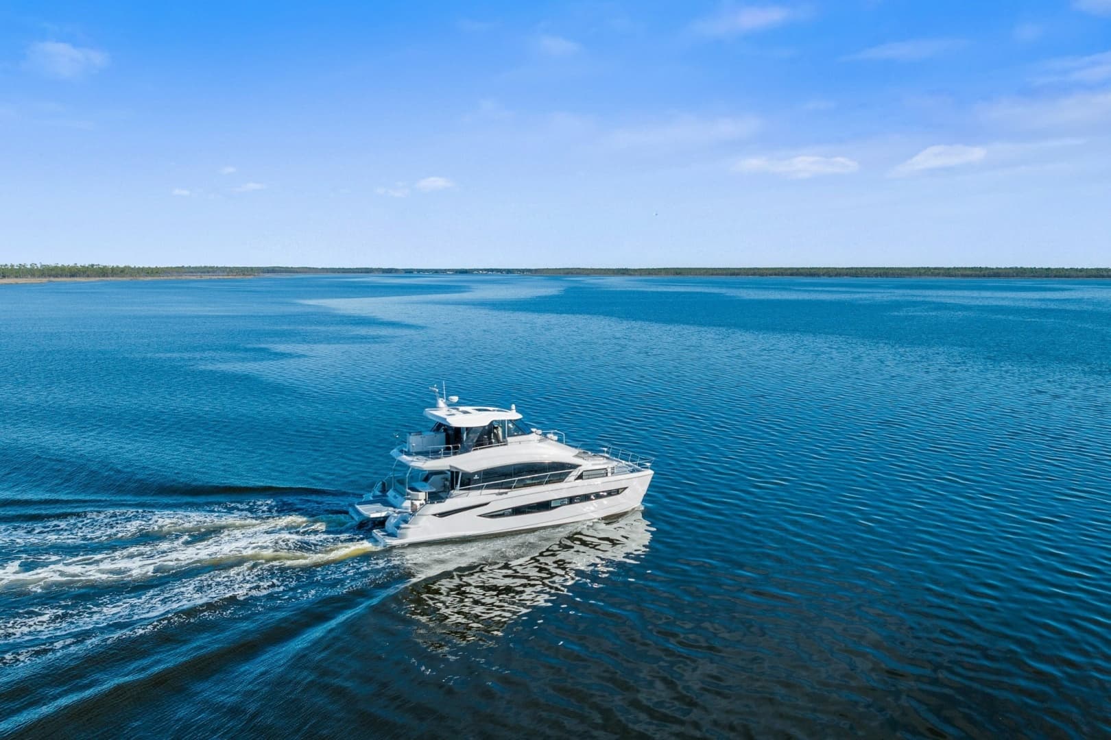 2021 Aquila 54 Yacht