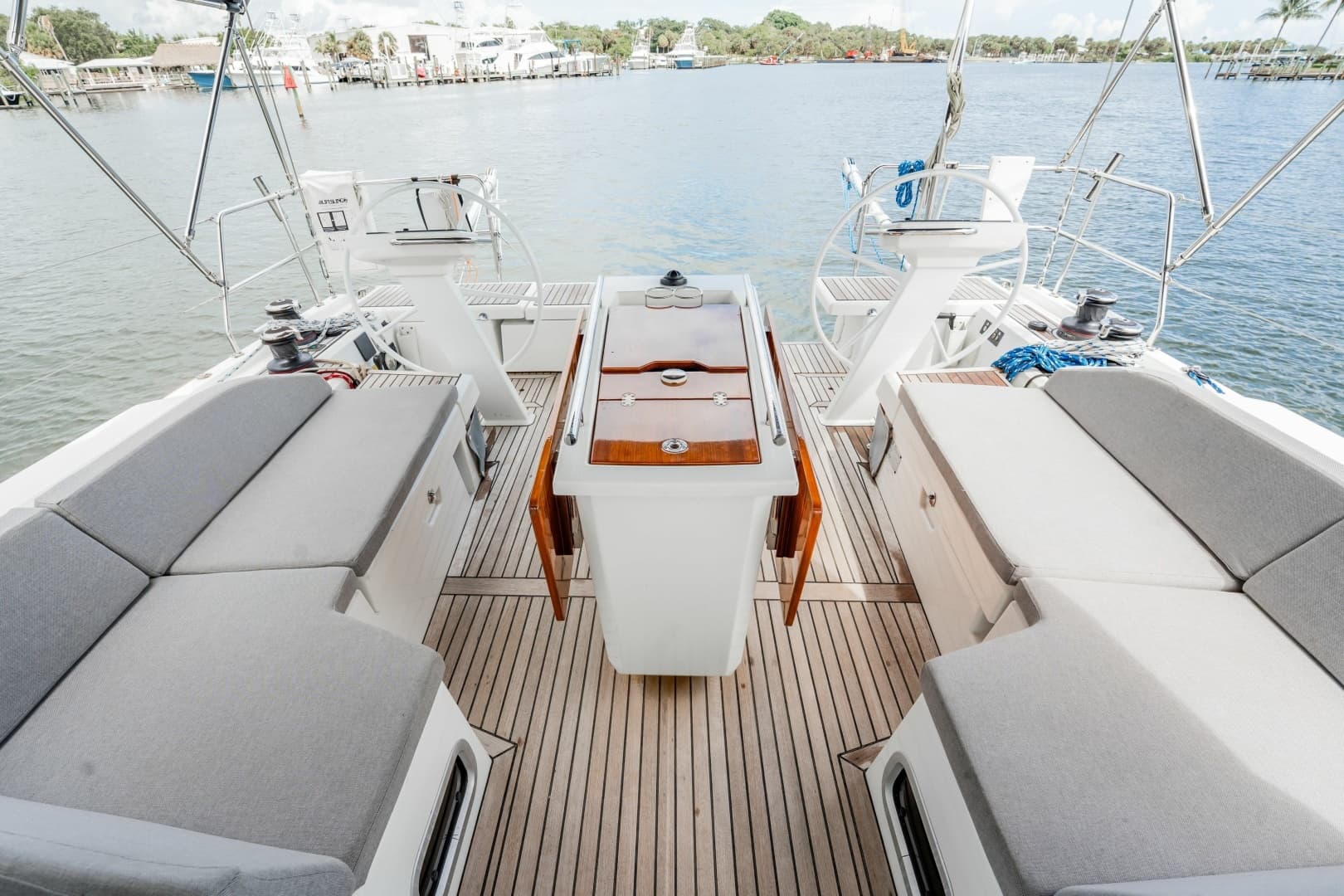 2020 Beneteau Oceanis 46.1