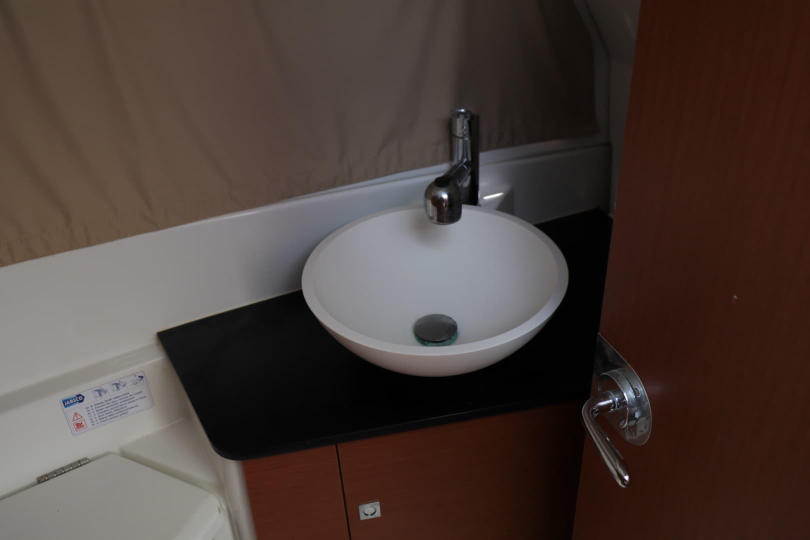 2017 Jeanneau NC 895
