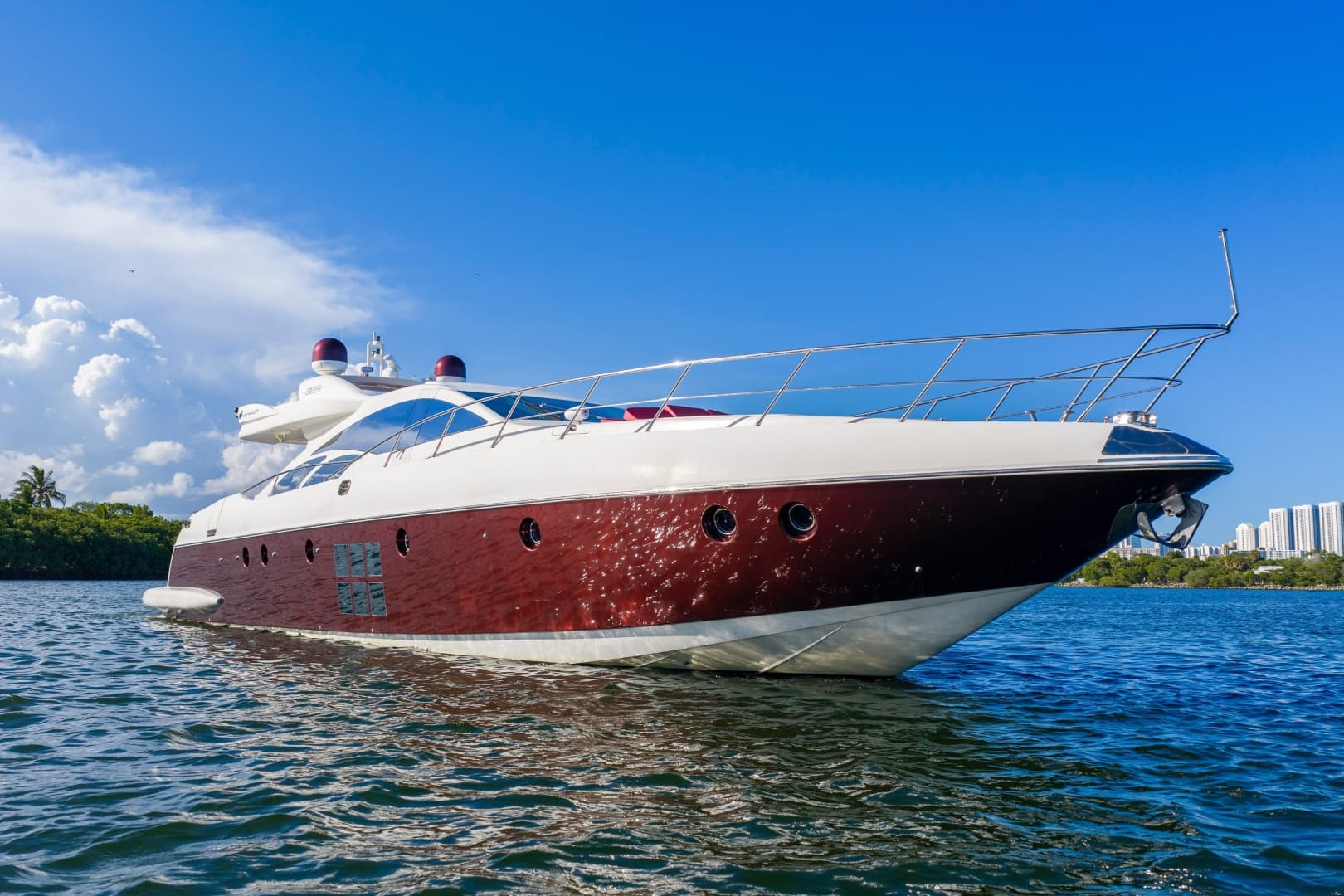 2009 Azimut 86S