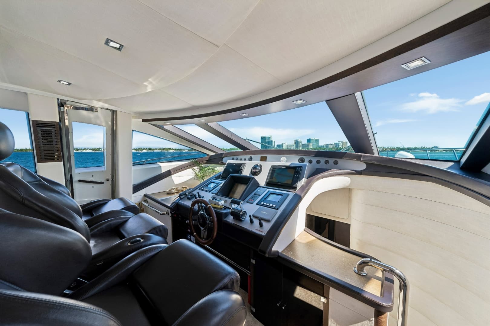 2009 Azimut 86S