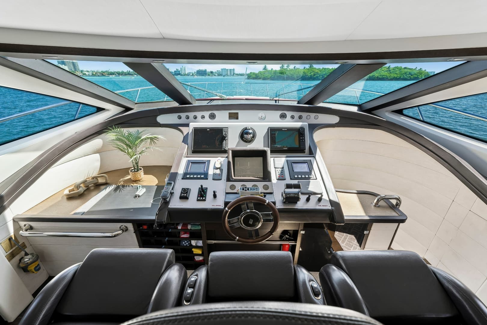 2009 Azimut 86S