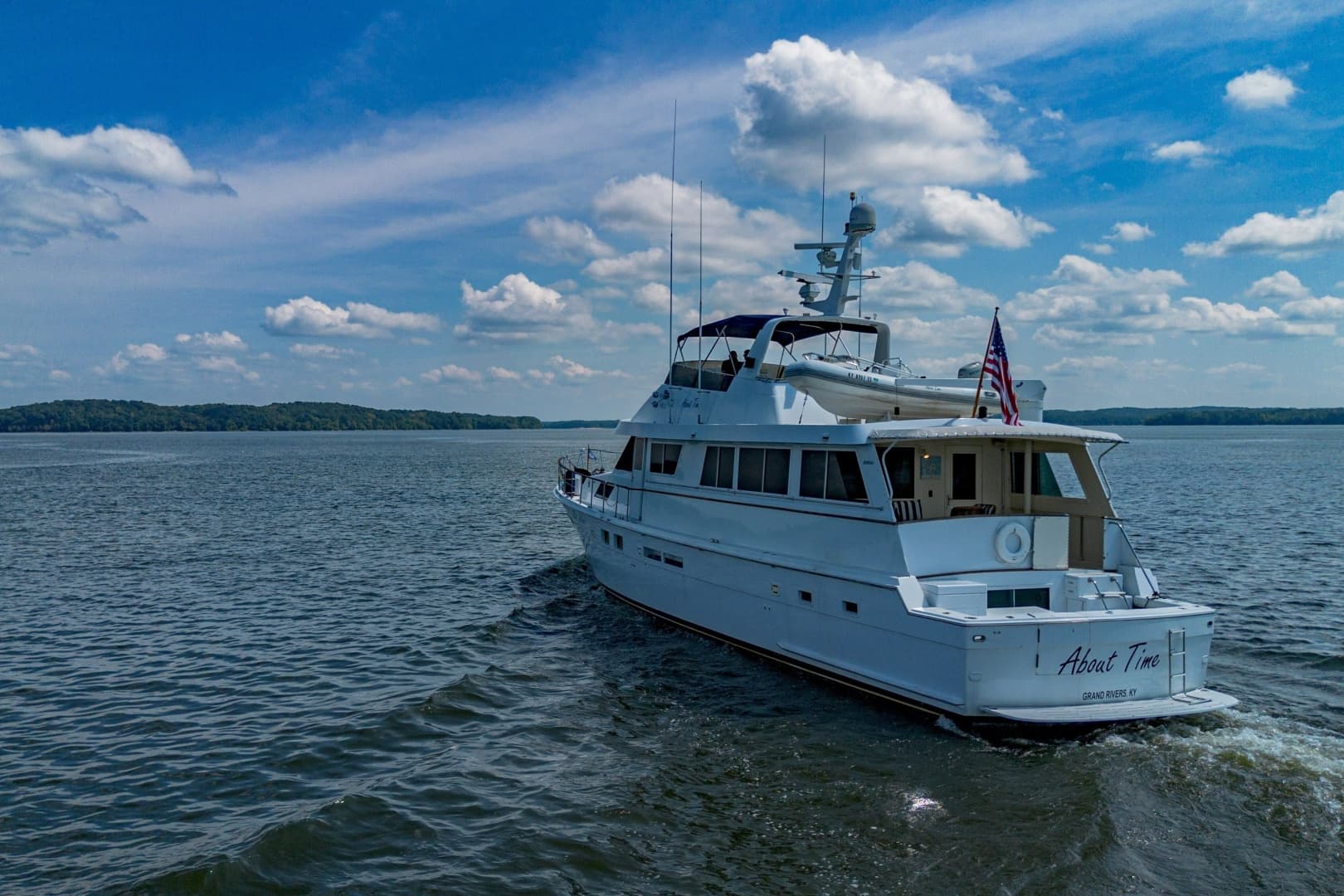 1988 Hatteras 70 Cockpit Motor Yacht