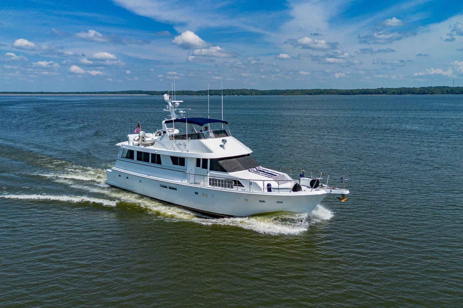 1988 Hatteras 70 Cockpit Motor Yacht