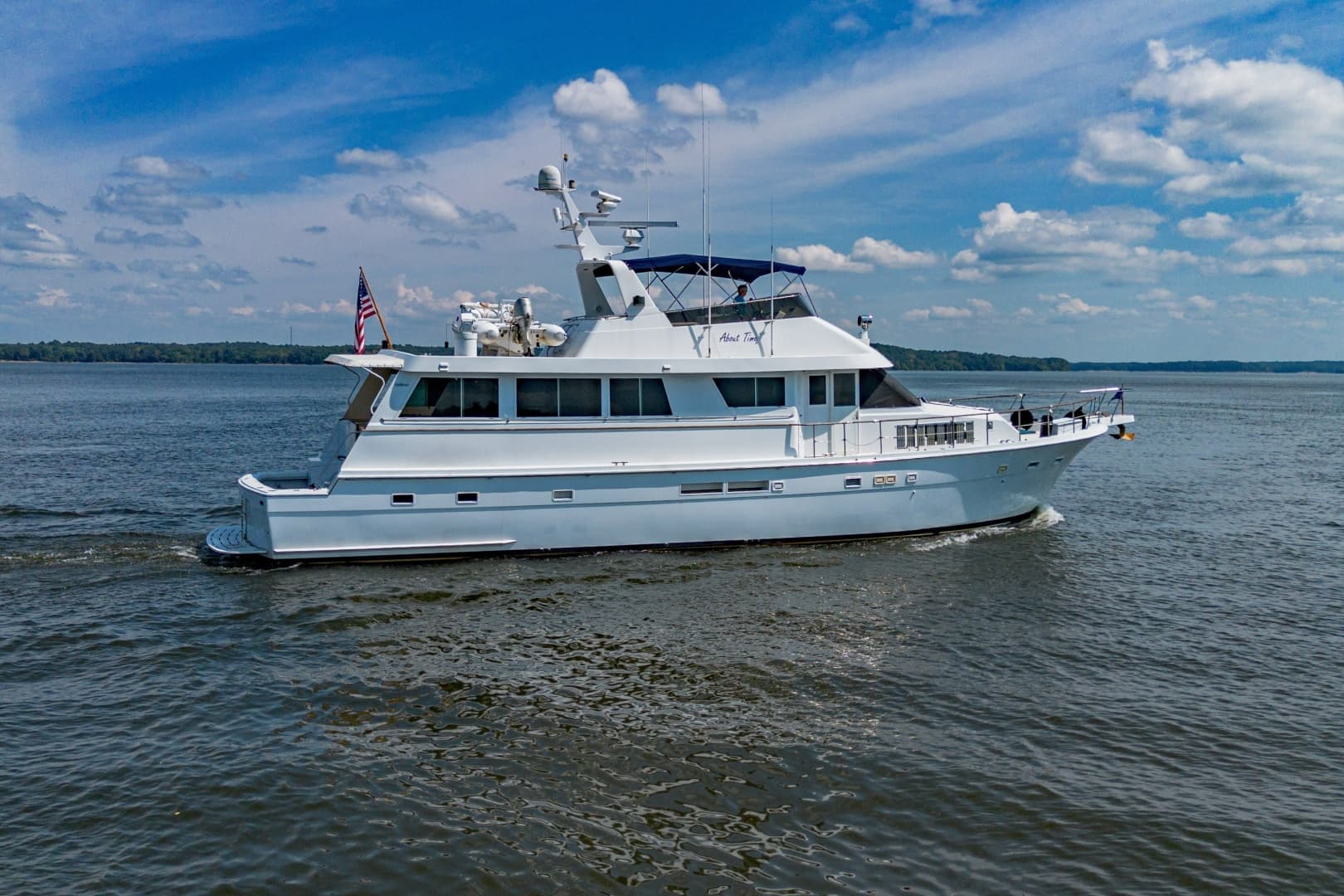 1988 Hatteras 70 Cockpit Motor Yacht
