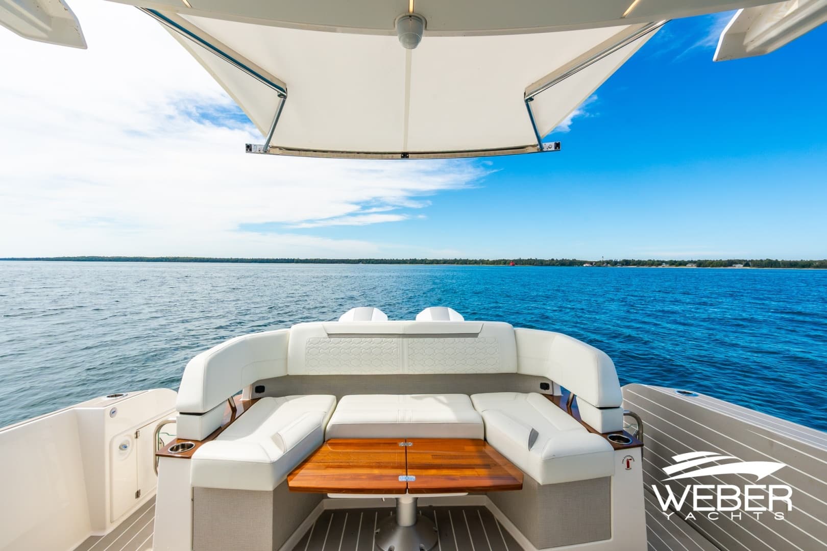 2026 Tiara Yachts 