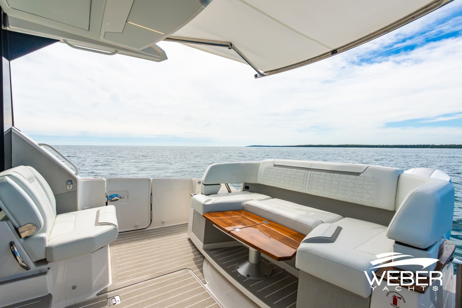 2026 Tiara Yachts 