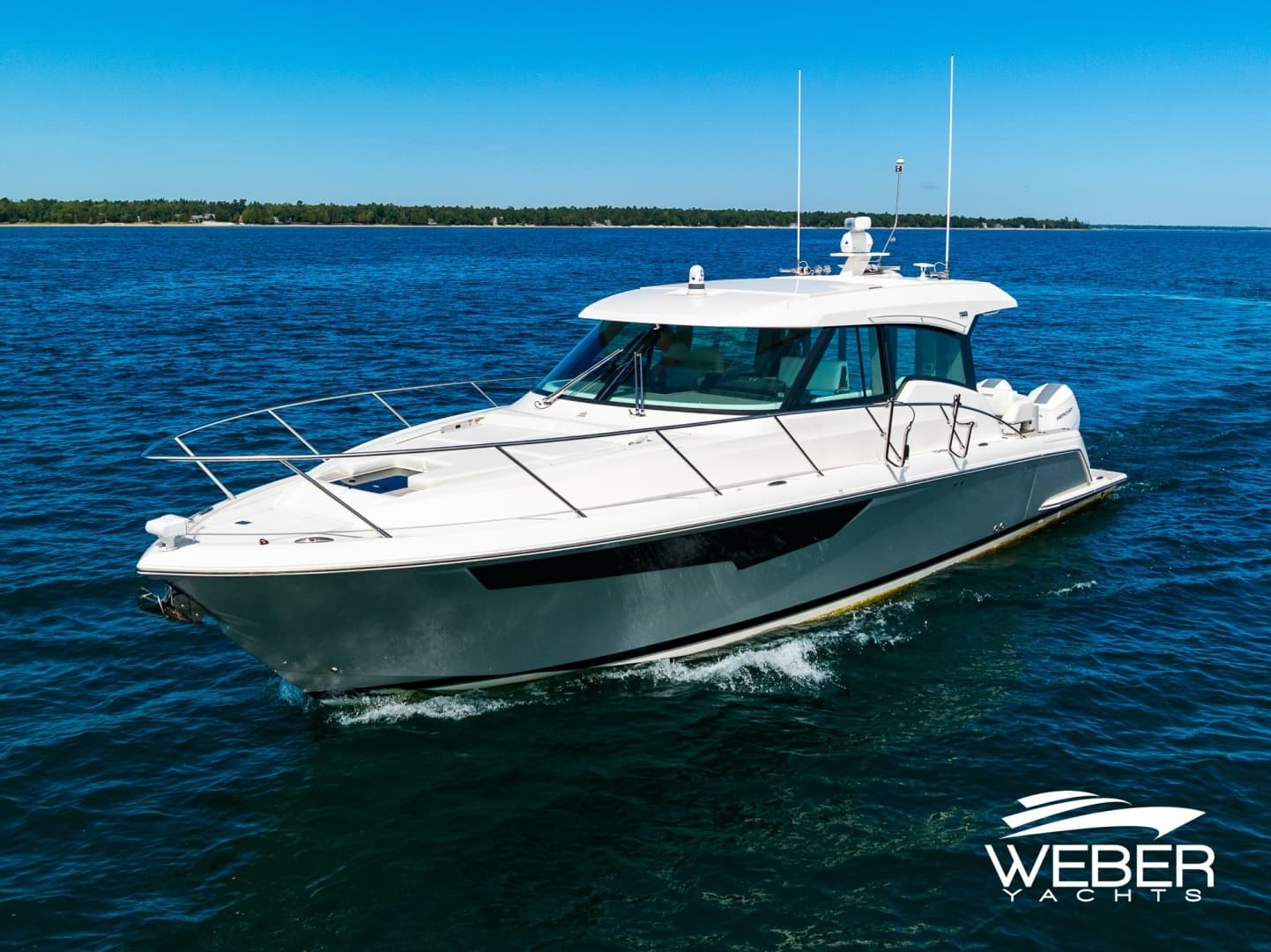 2026 Tiara Yachts 