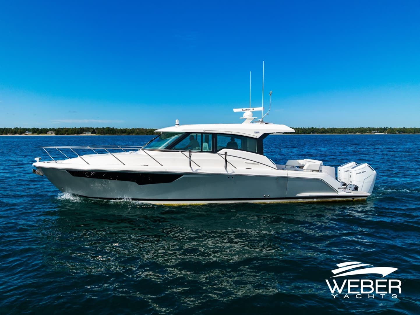 2026 Tiara Yachts 