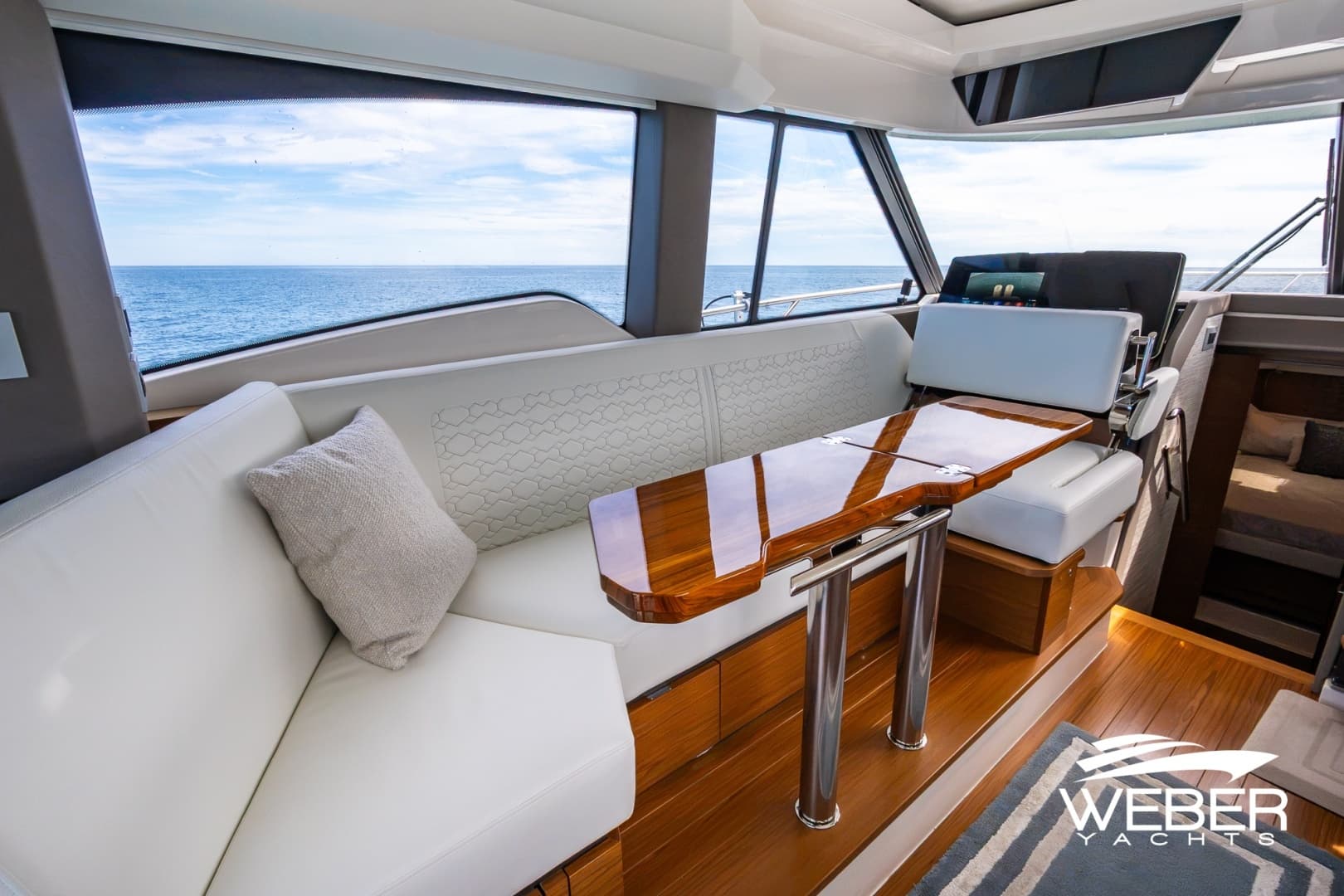 2026 Tiara Yachts 