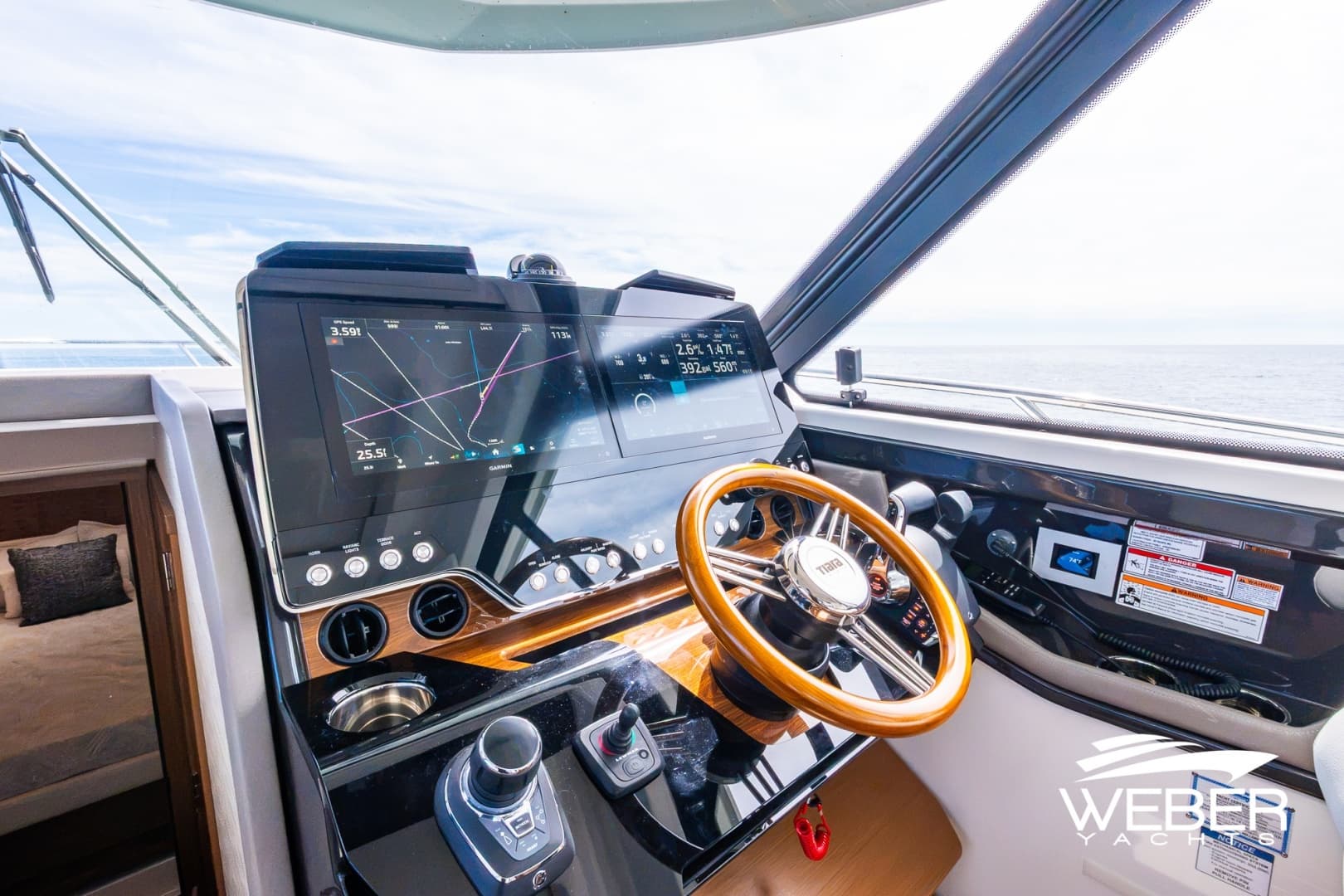 2026 Tiara Yachts 