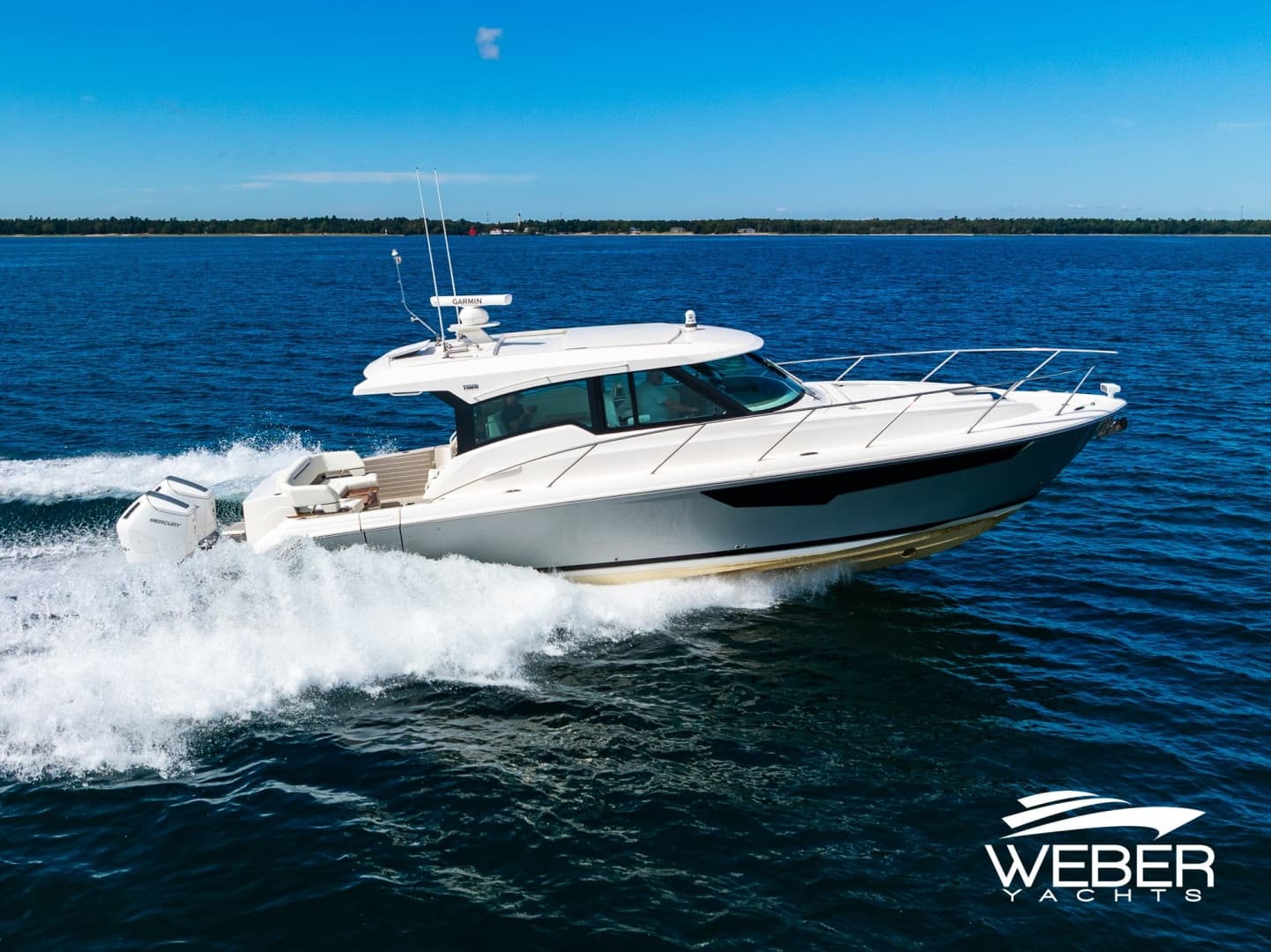 2026 Tiara Yachts 