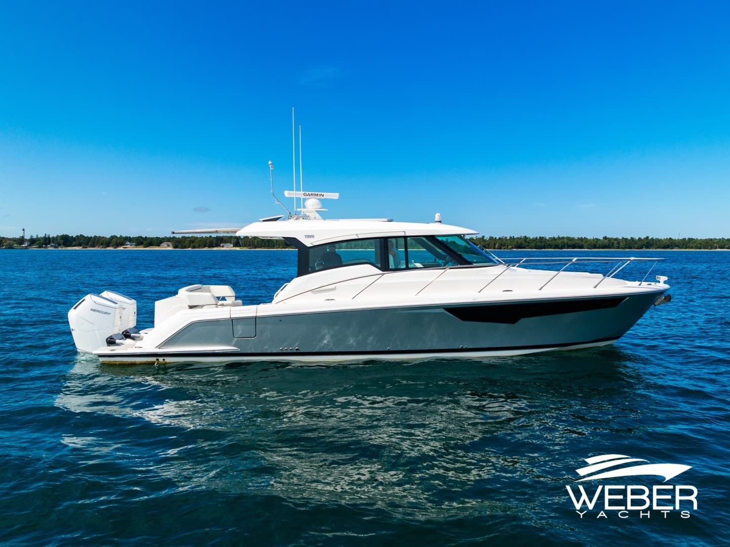 2026 Tiara Yachts 