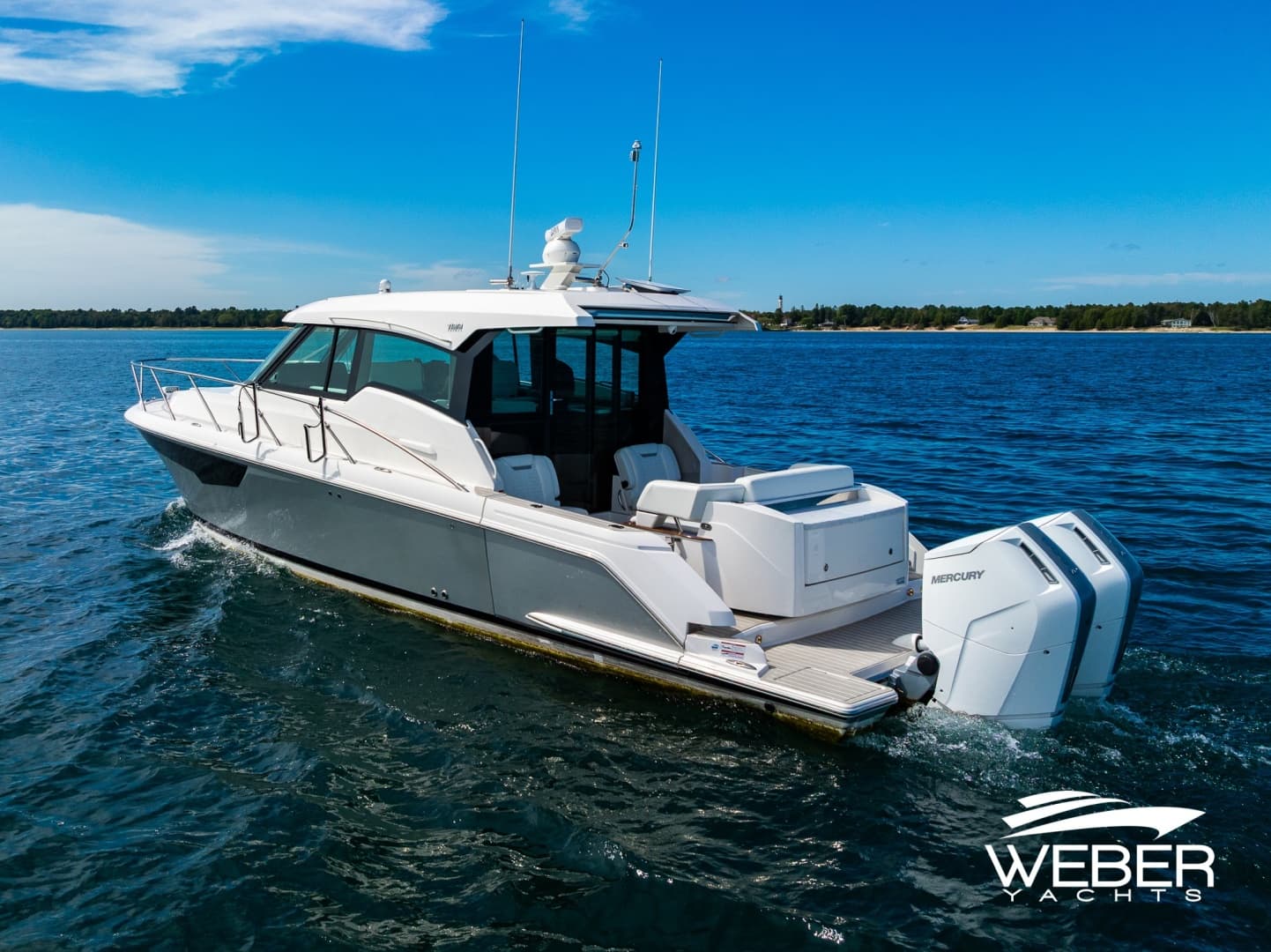 2026 Tiara Yachts 