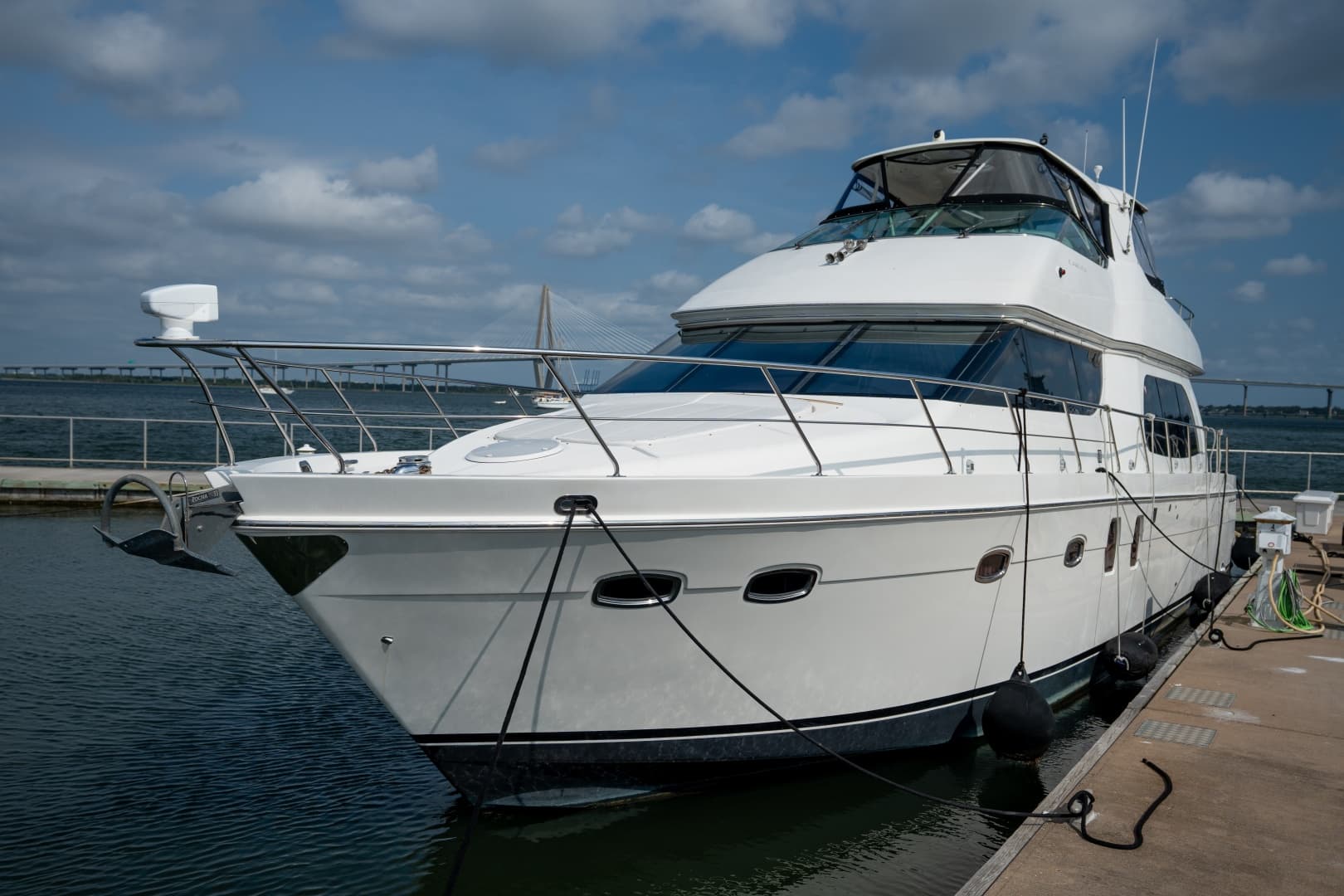 2007 Carver 56 Voyager SE