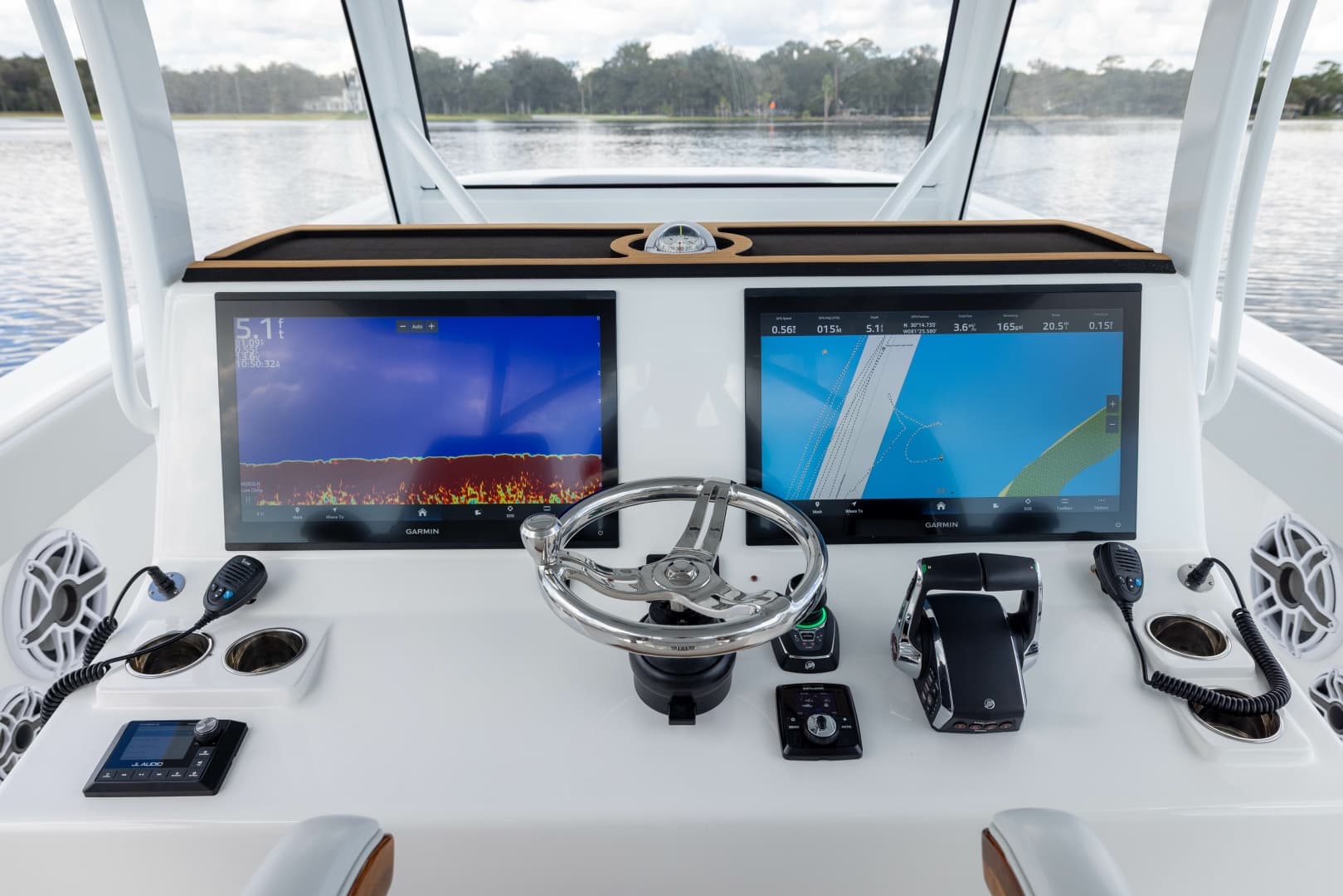 2025 Front Runner Catamaran