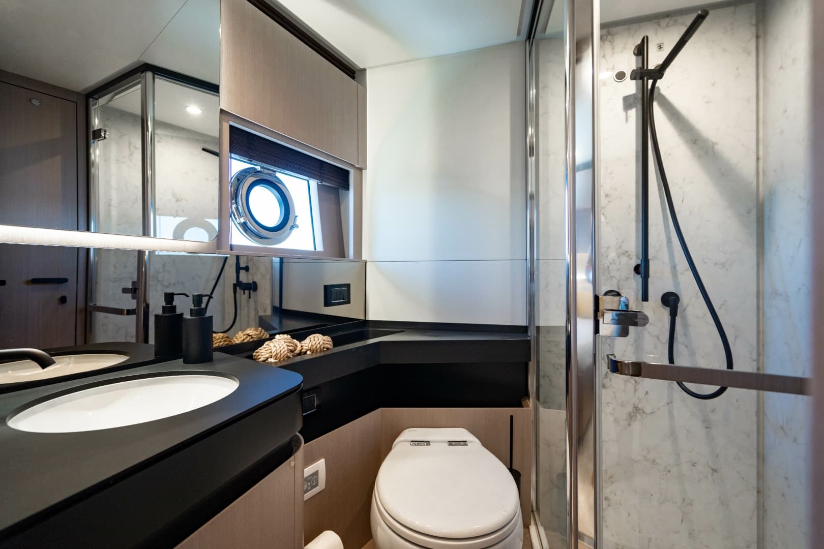 2024 Azimut 