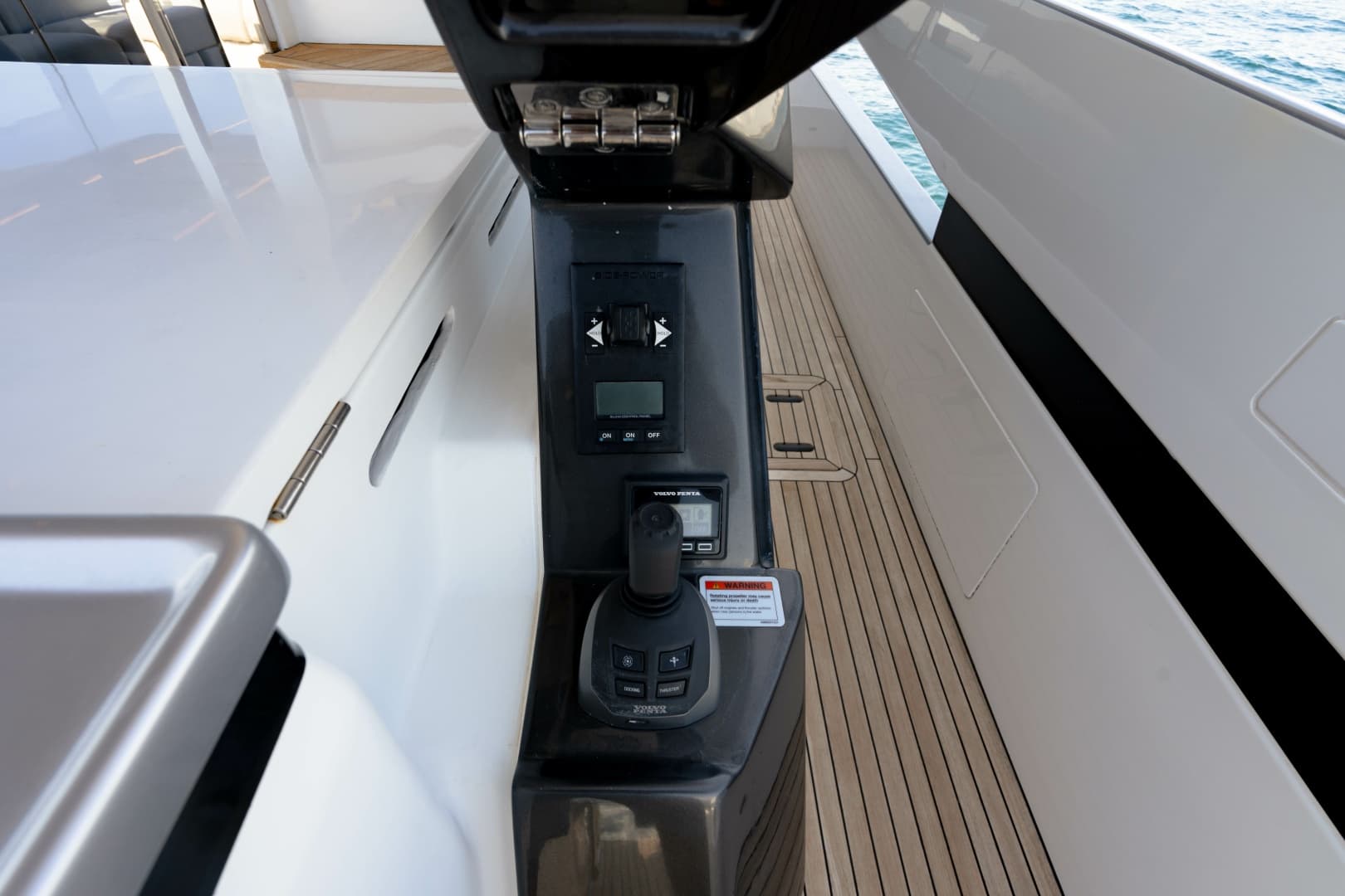 2024 Azimut 