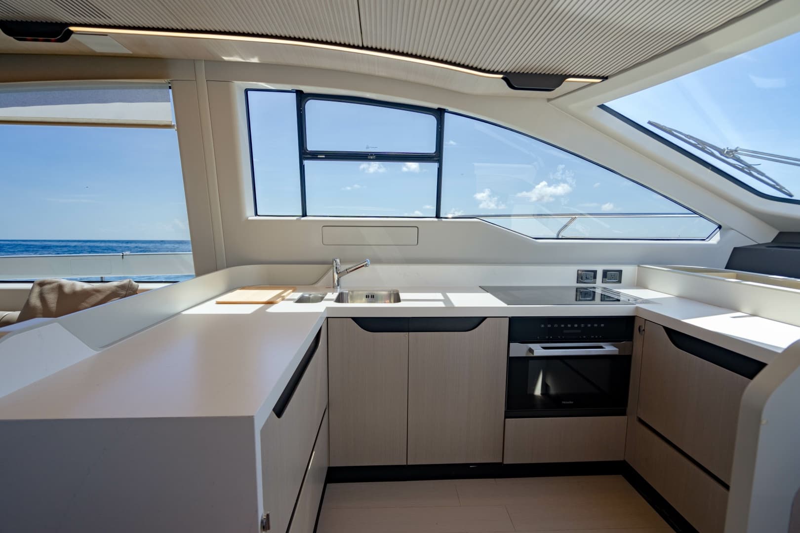 2024 Azimut 