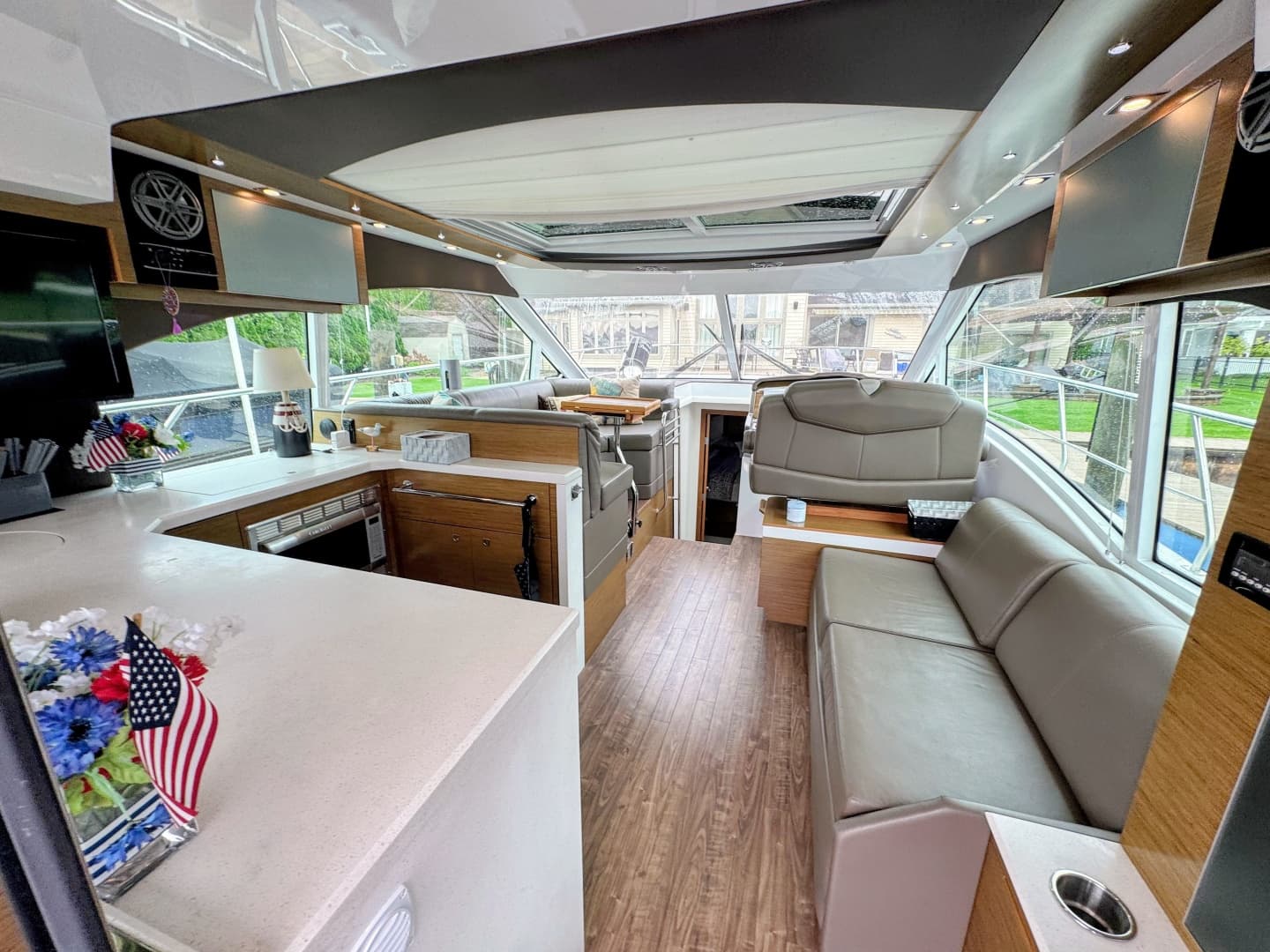 2016 Cruisers Yachts 45 Cantius