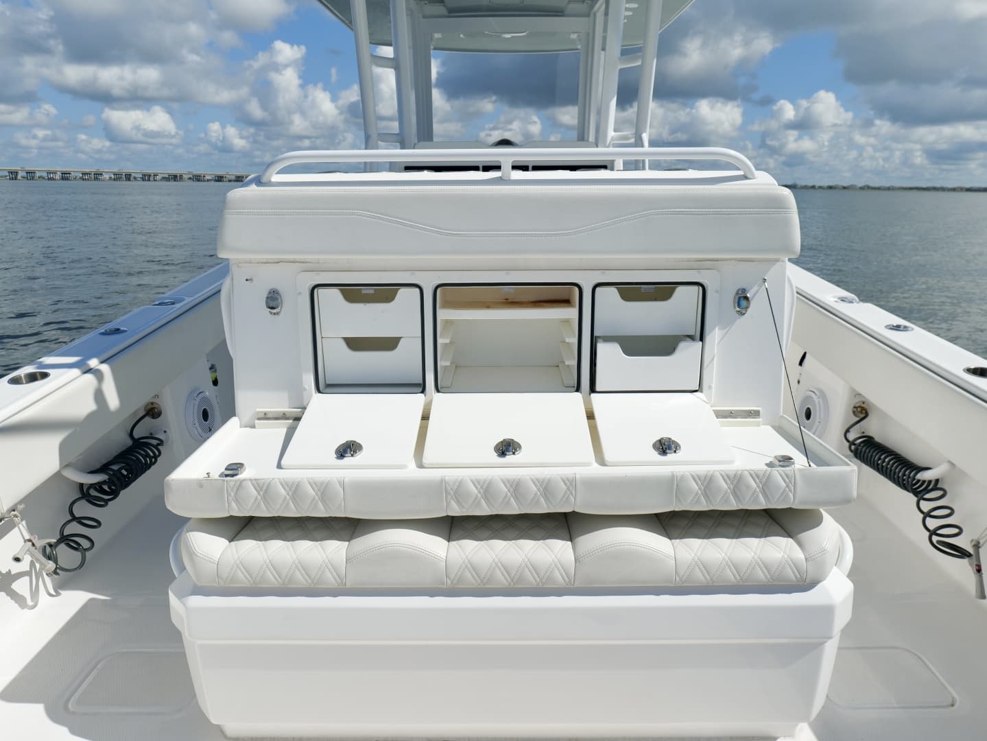 2022 Invincible 33 Catamaran