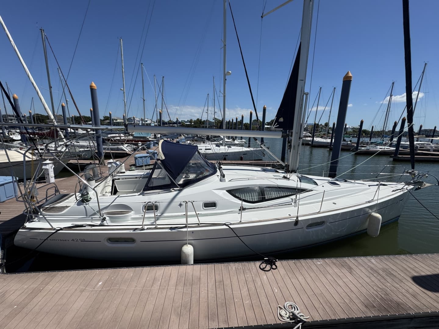 2006 Jeanneau 42DS