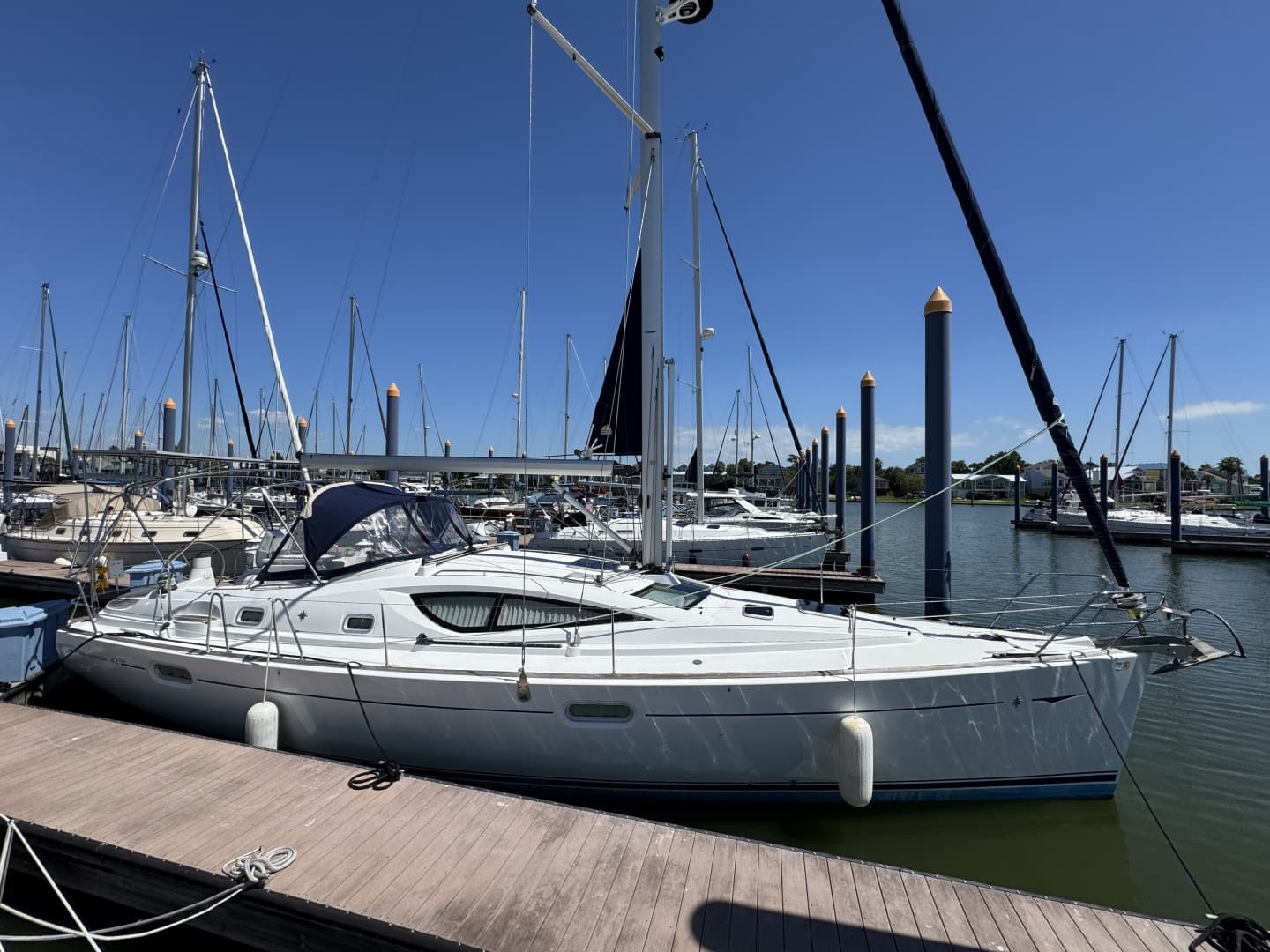 2006 Jeanneau 42DS