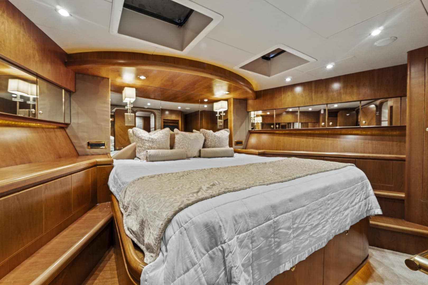 VIP Cabin