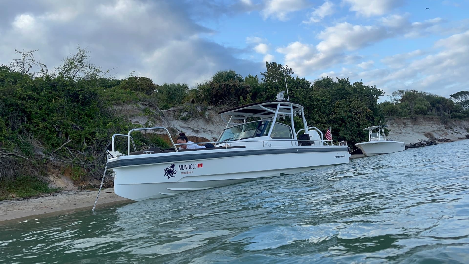 2017 Axopar 28 T-Top