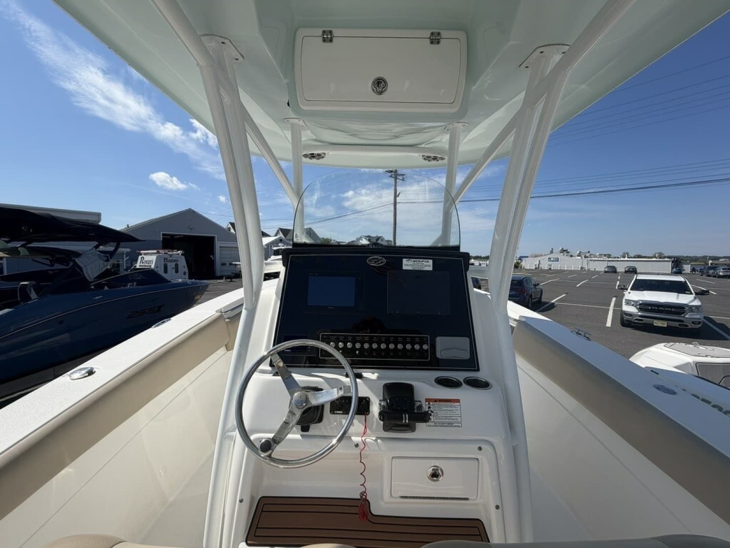 2016 Sea Fox 288 Commander