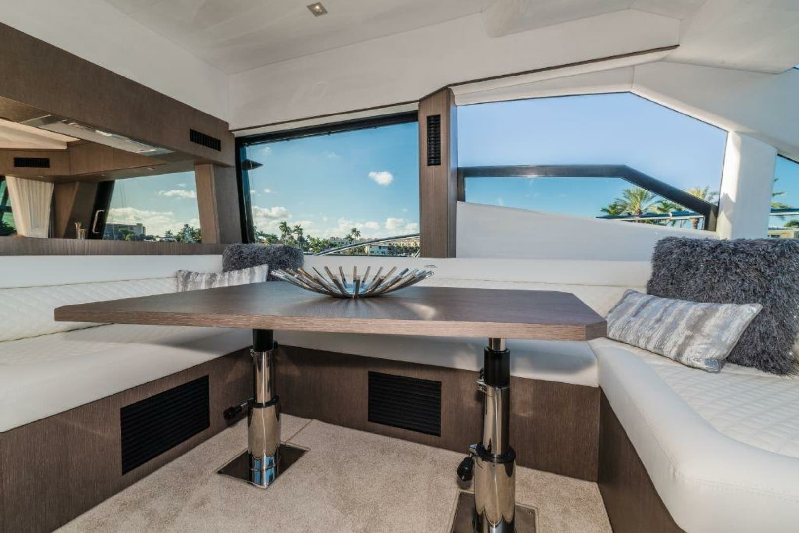2025 Galeon 500 FLY