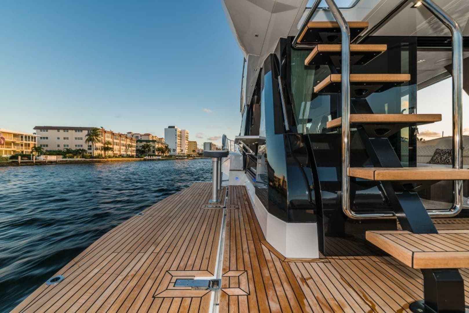 2025 Galeon 500 FLY