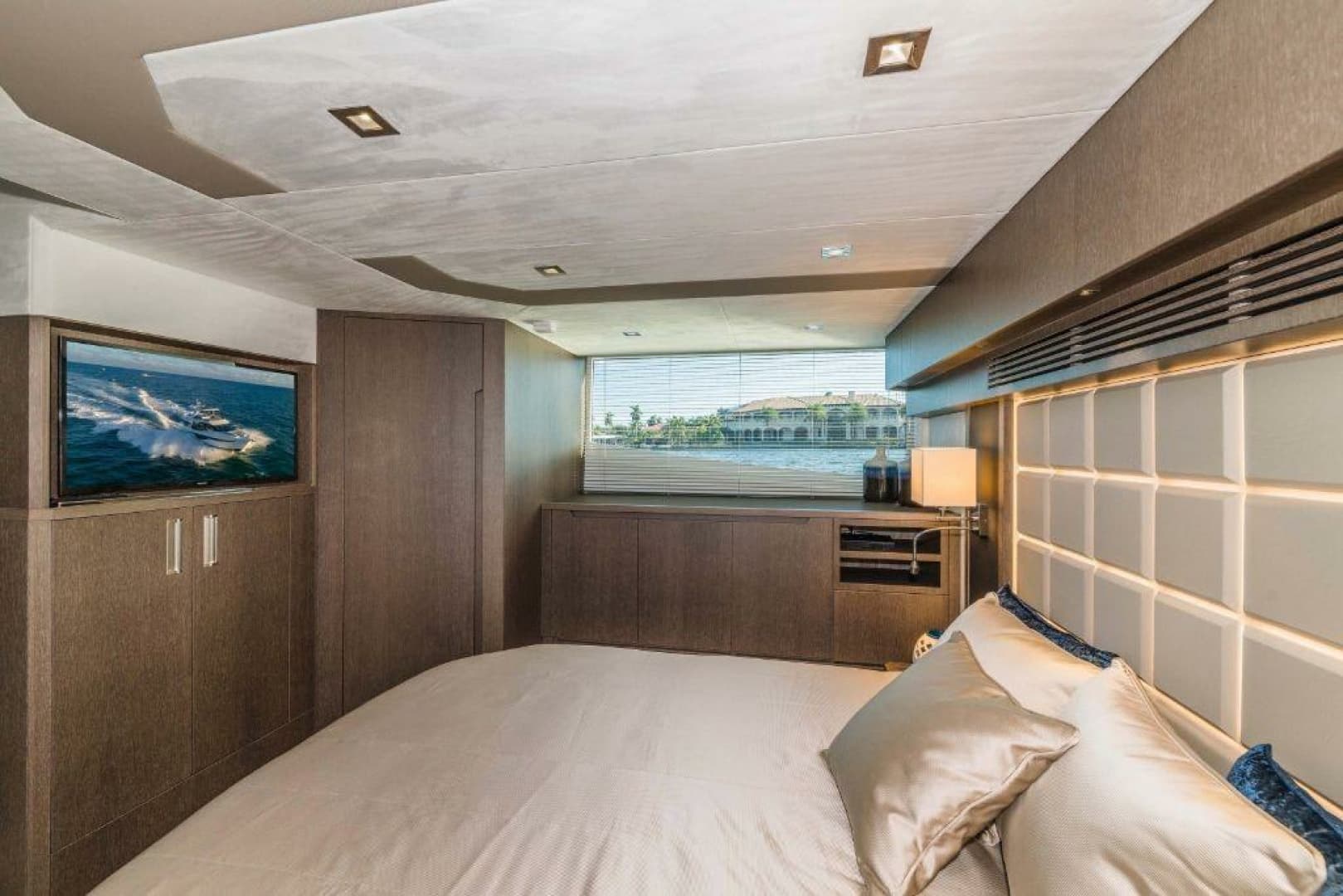 2025 Galeon 500 FLY