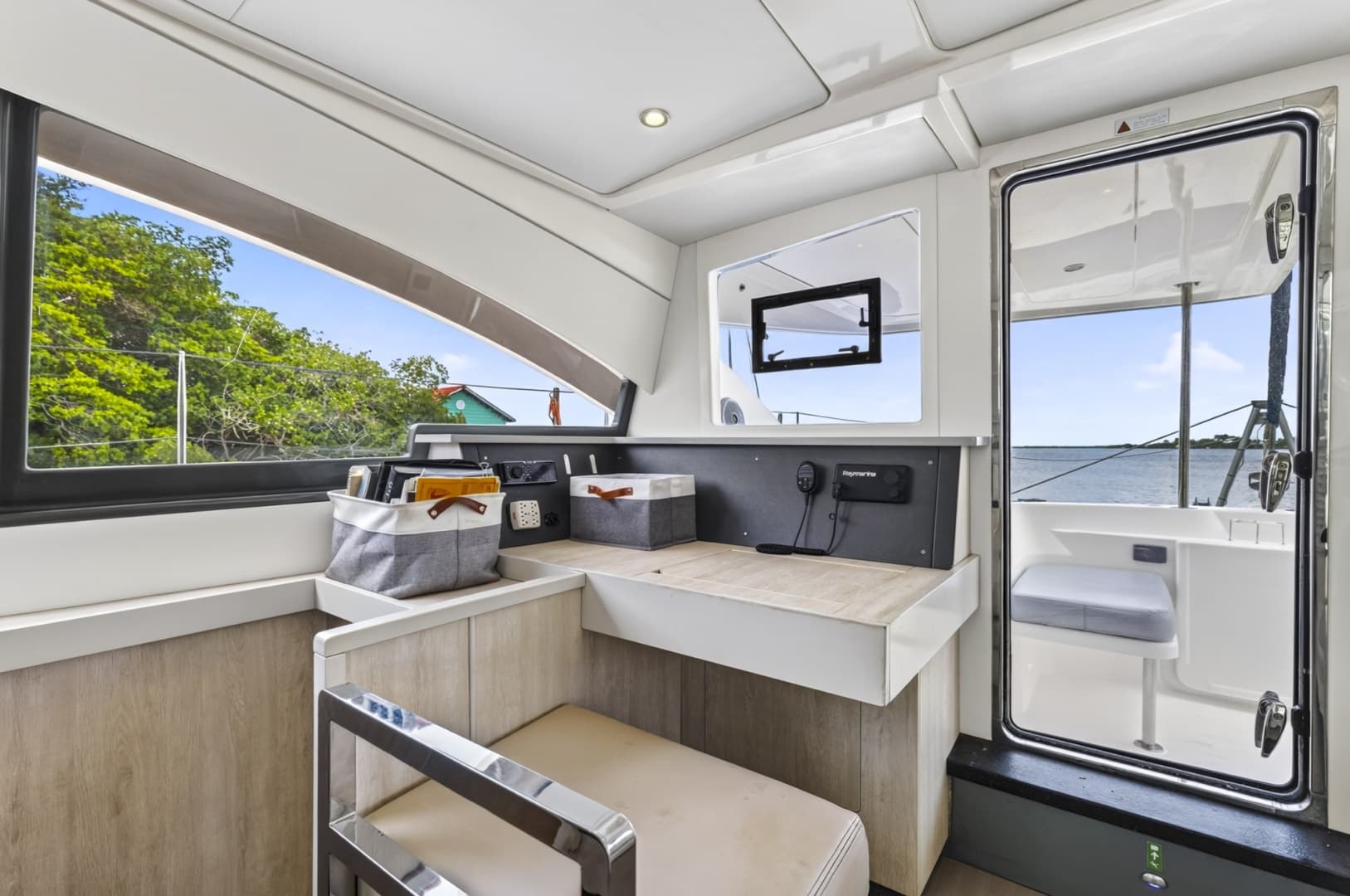 2017 Leopard 48