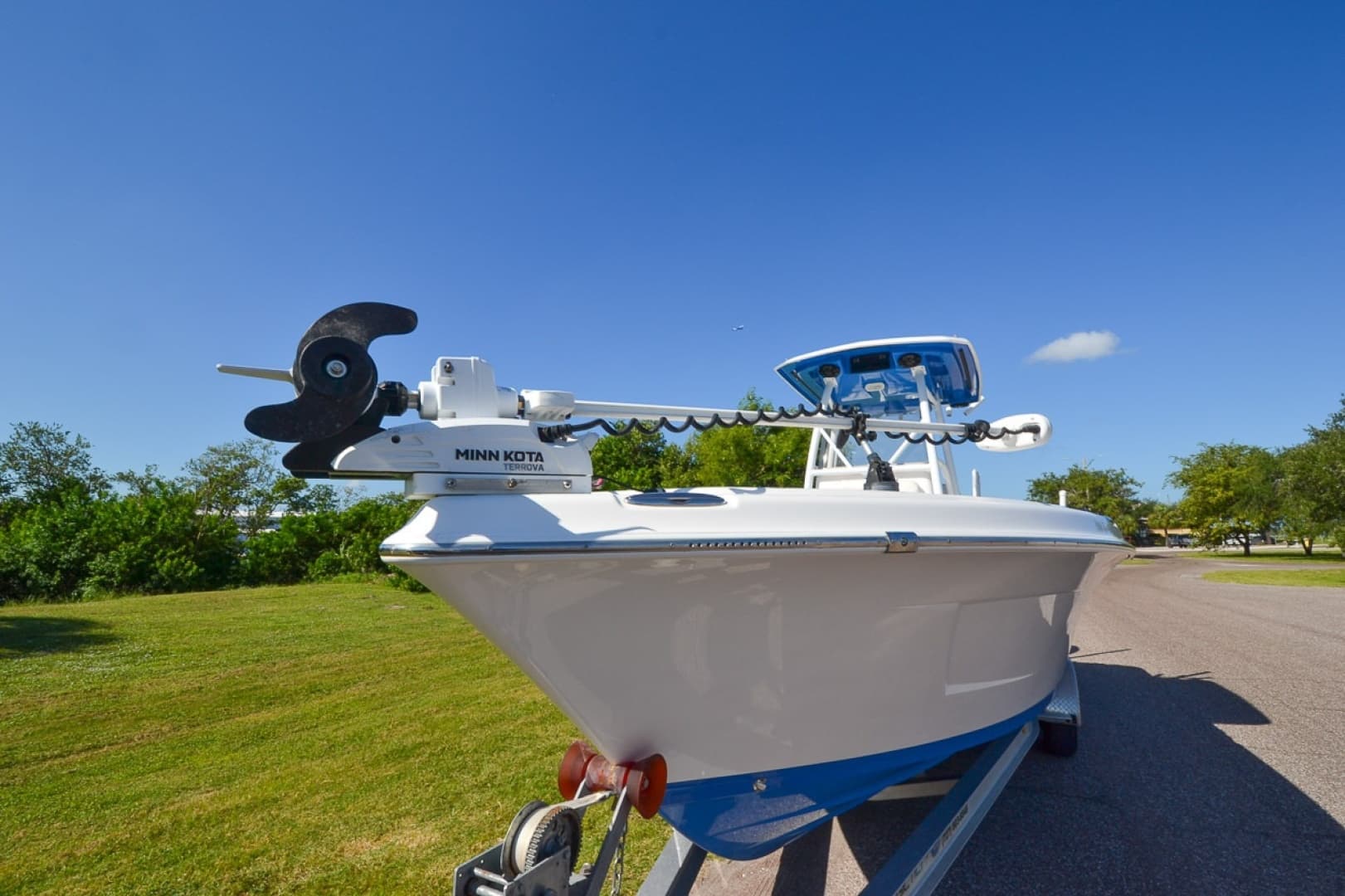 2020 Blue Wave 2800 Makaira