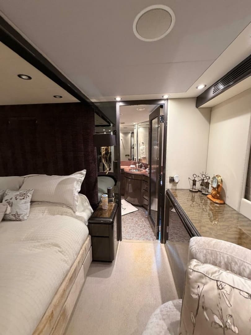 Master Suite 9