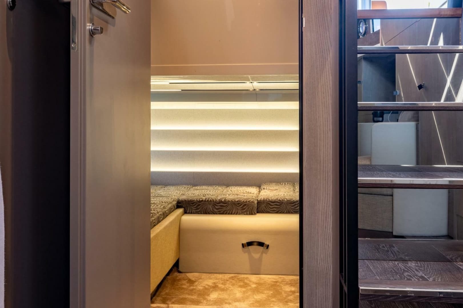 2022 Cranchi A46 Luxury Tender