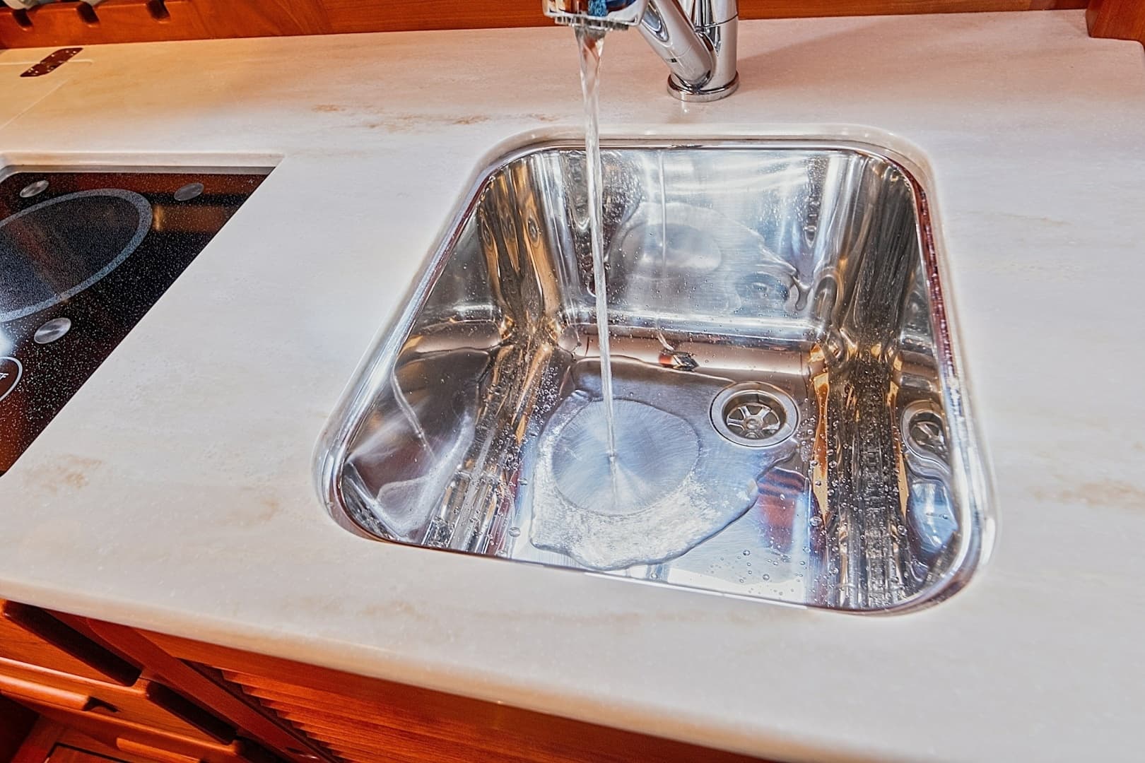 2018 Hinckley Picnic Boat 37 MKIII