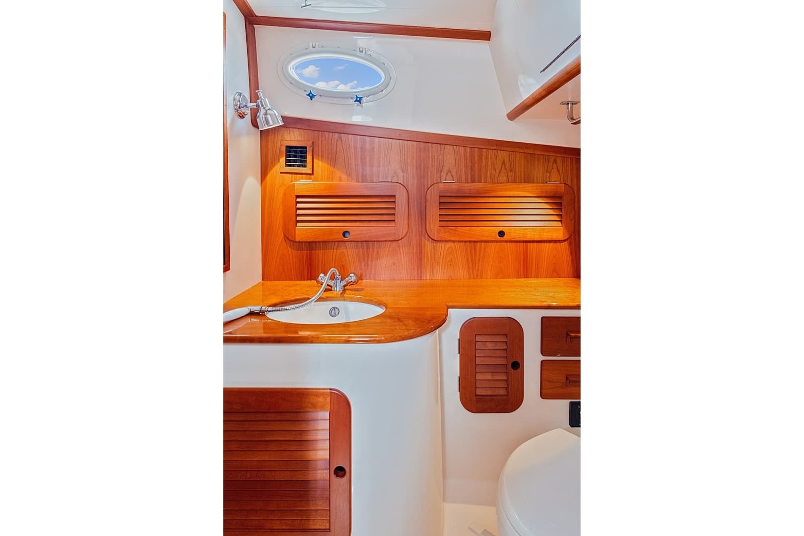 2018 Hinckley Picnic Boat 37 MKIII
