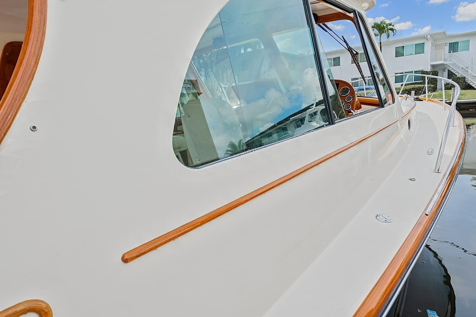2018 Hinckley Picnic Boat 37 MKIII