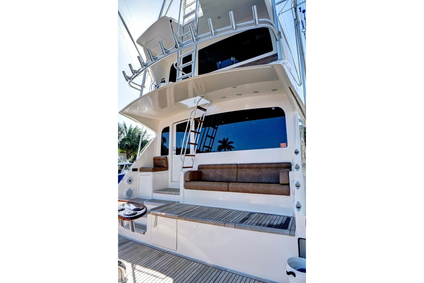 2008 Viking 74 Enclosed Bridge