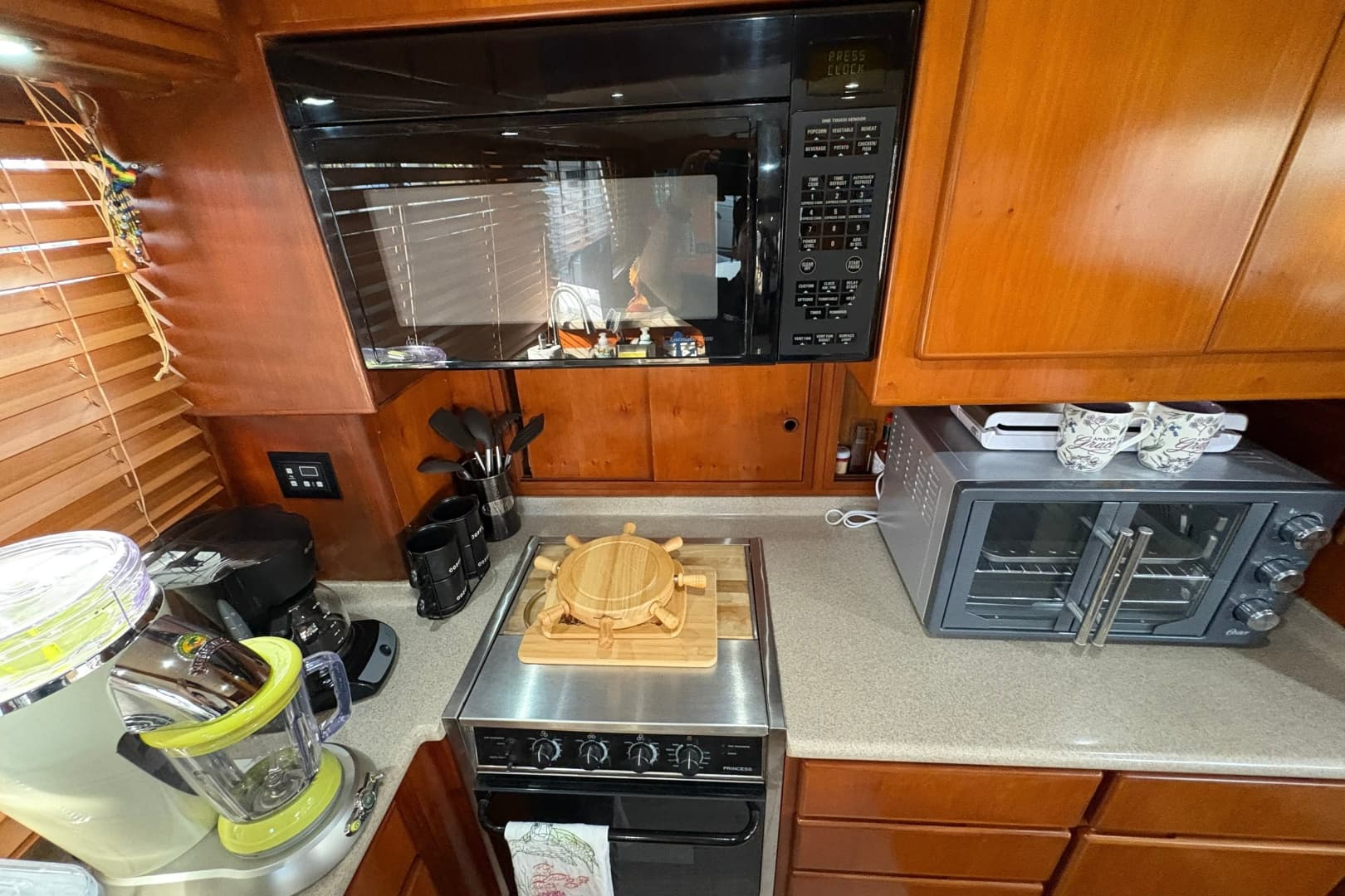 2003 Symbol 50 Pilothouse
