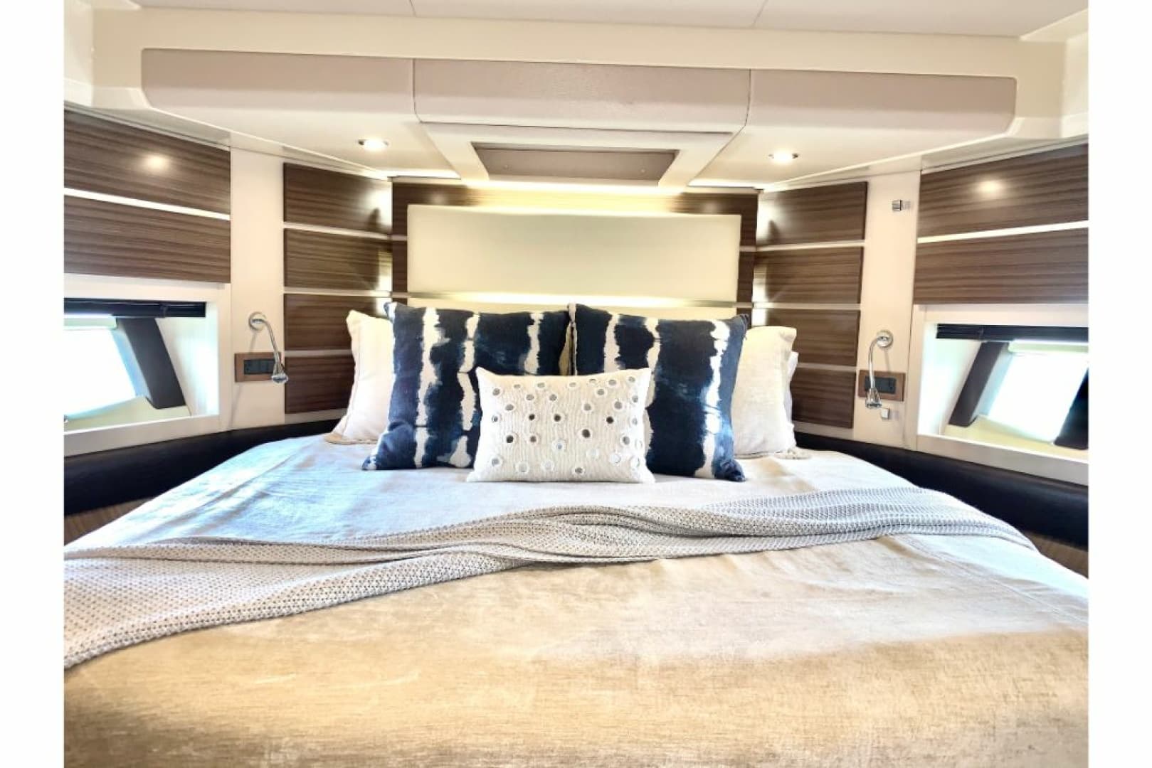 2016 Azimut FLY 60