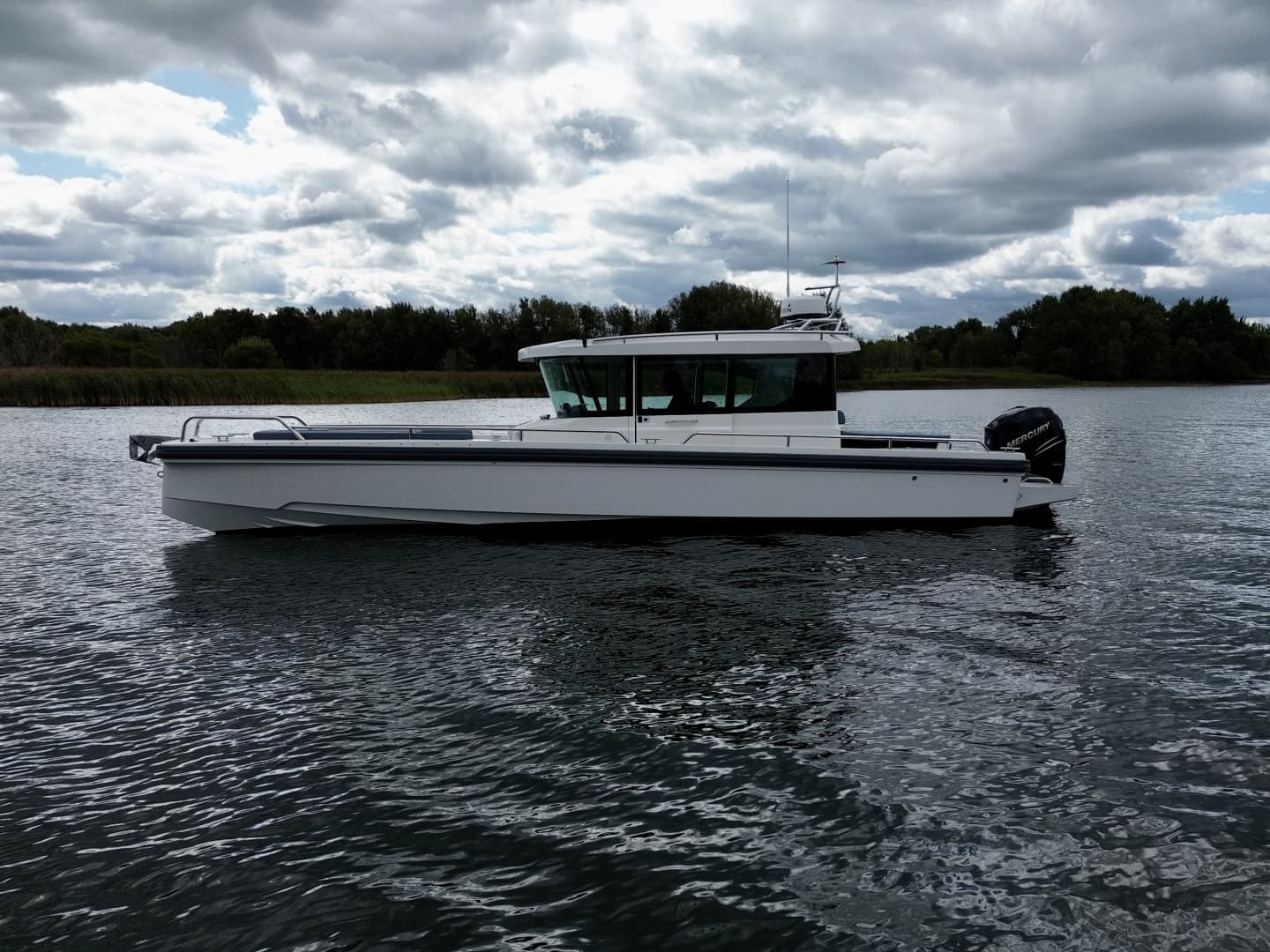 2018 Axopar 28 XC CROSS CABIN