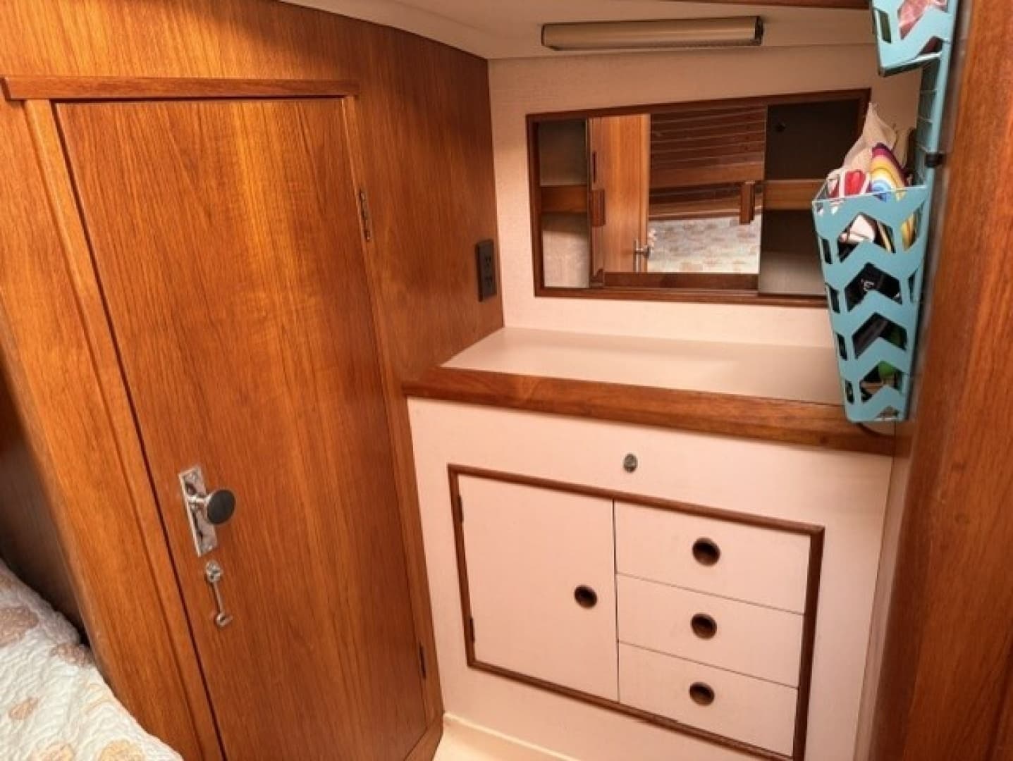 1985 Nonsuch Ultra